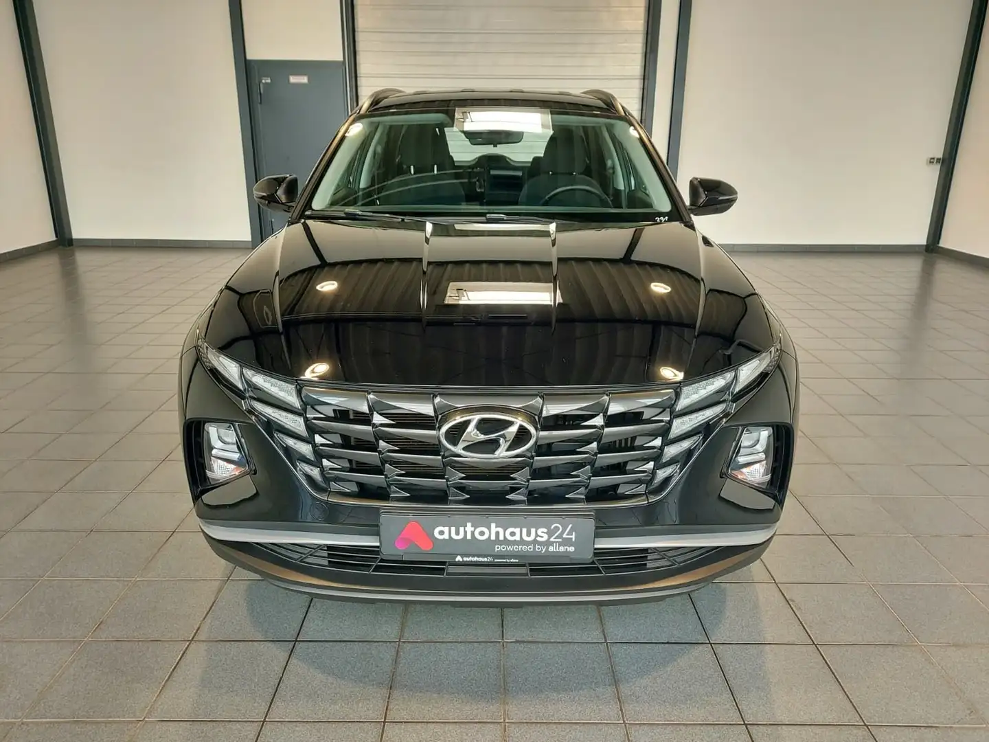 Hyundai TUCSON 1.6 T-GDI  Basis Plug-In Hybrid 4WD Nero - 2