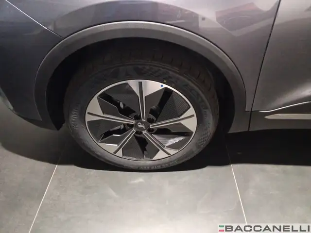 DR Automobiles DR6 view 9