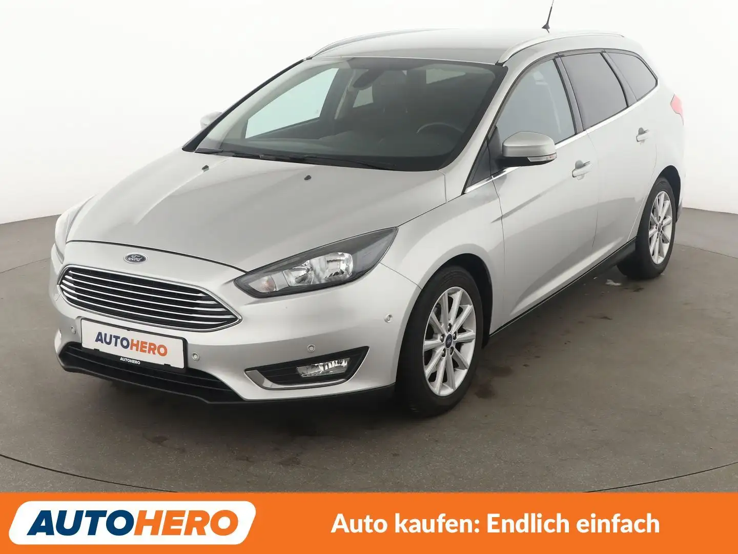 Ford Focus 1.0 EcoBoost Titanium*NAVI*TEMPO*PDC*SHZ* Gris - 1