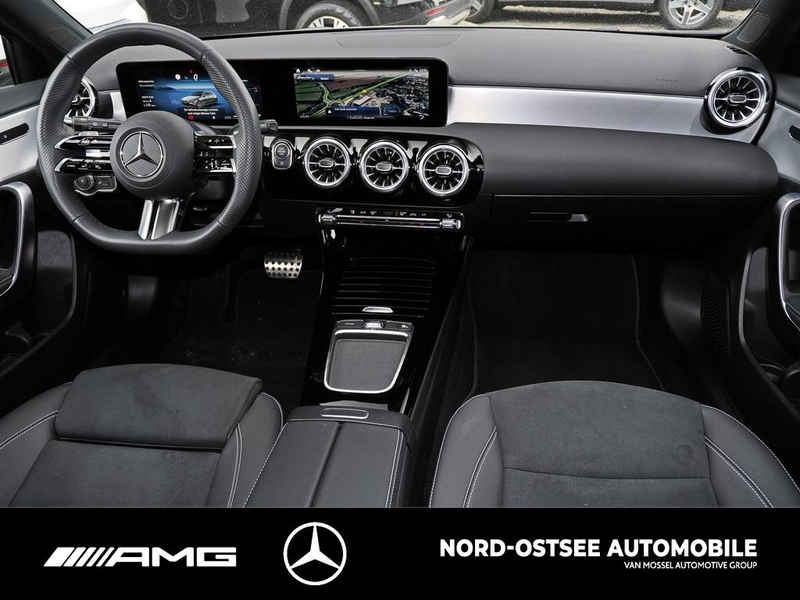 Mercedes-Benz A 200 AMG EDITION ADV.+ KAM PANO MBUX NIGHT — photo 12