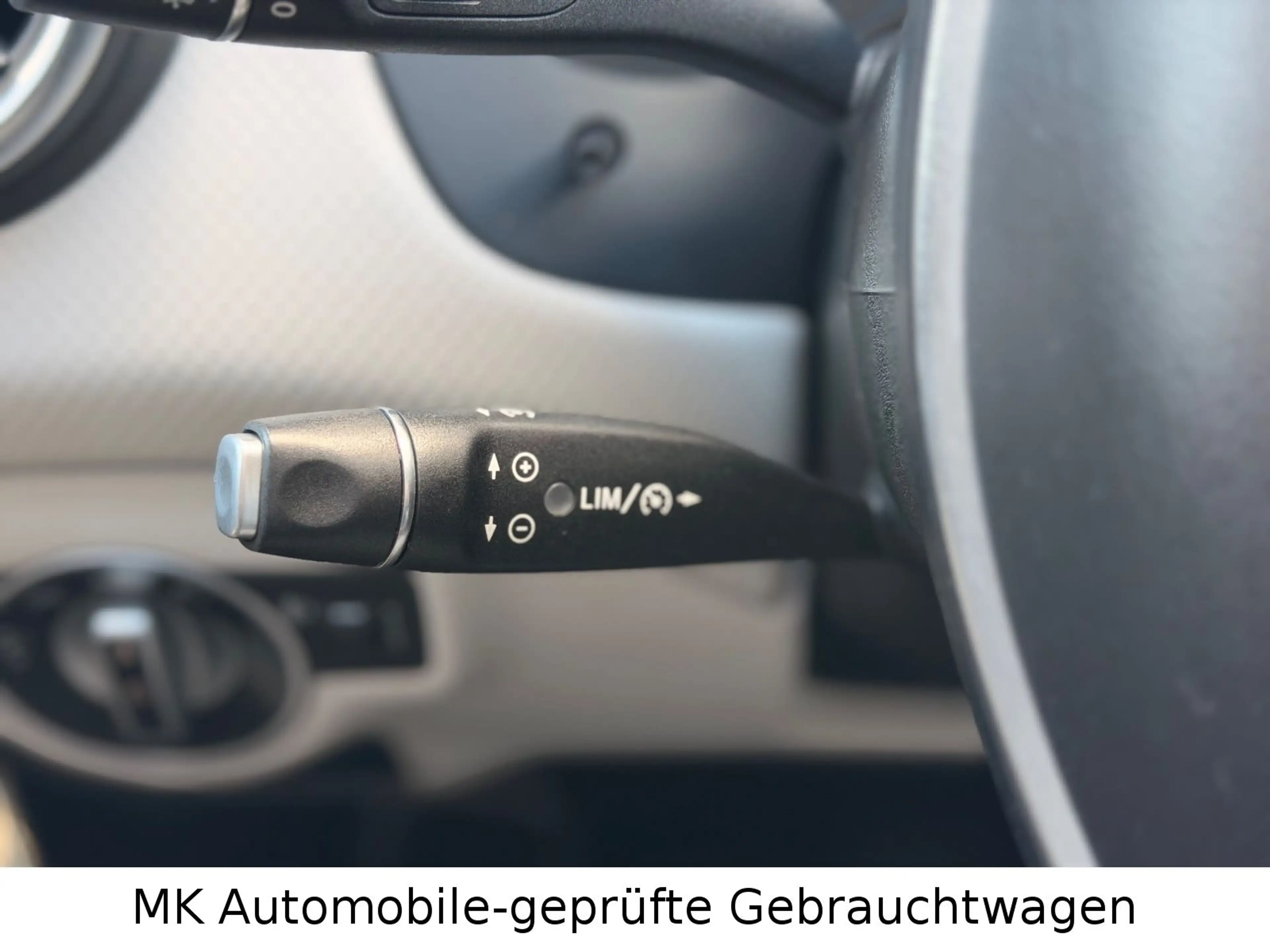Mercedes-Benz A 180 A A 180 BlueEfficiency*AUTOMATIK** — photo 16