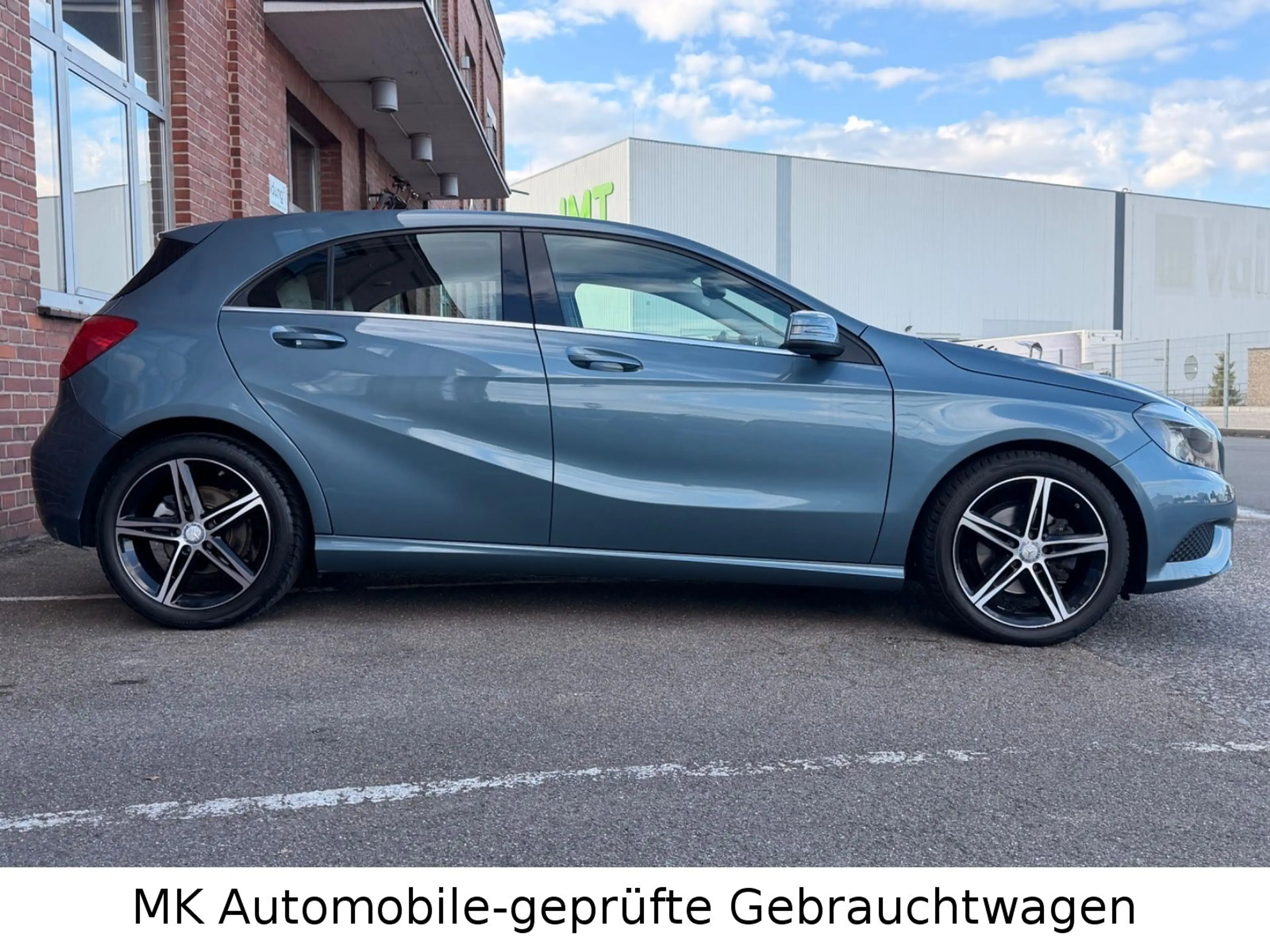 Mercedes-Benz A 180 A A 180 BlueEfficiency*AUTOMATIK** — photo 4