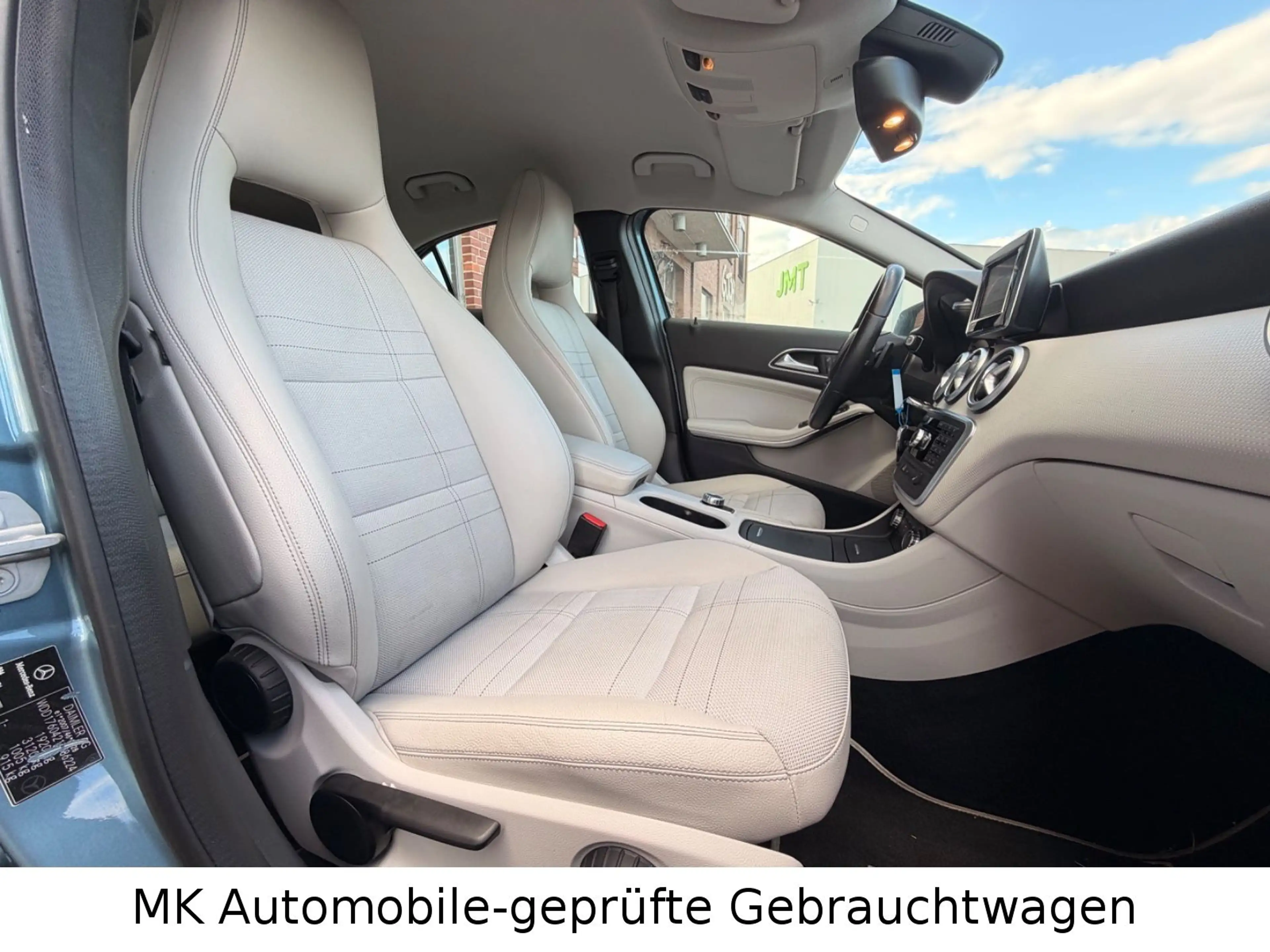 Mercedes-Benz A 180 A A 180 BlueEfficiency*AUTOMATIK** — photo 9