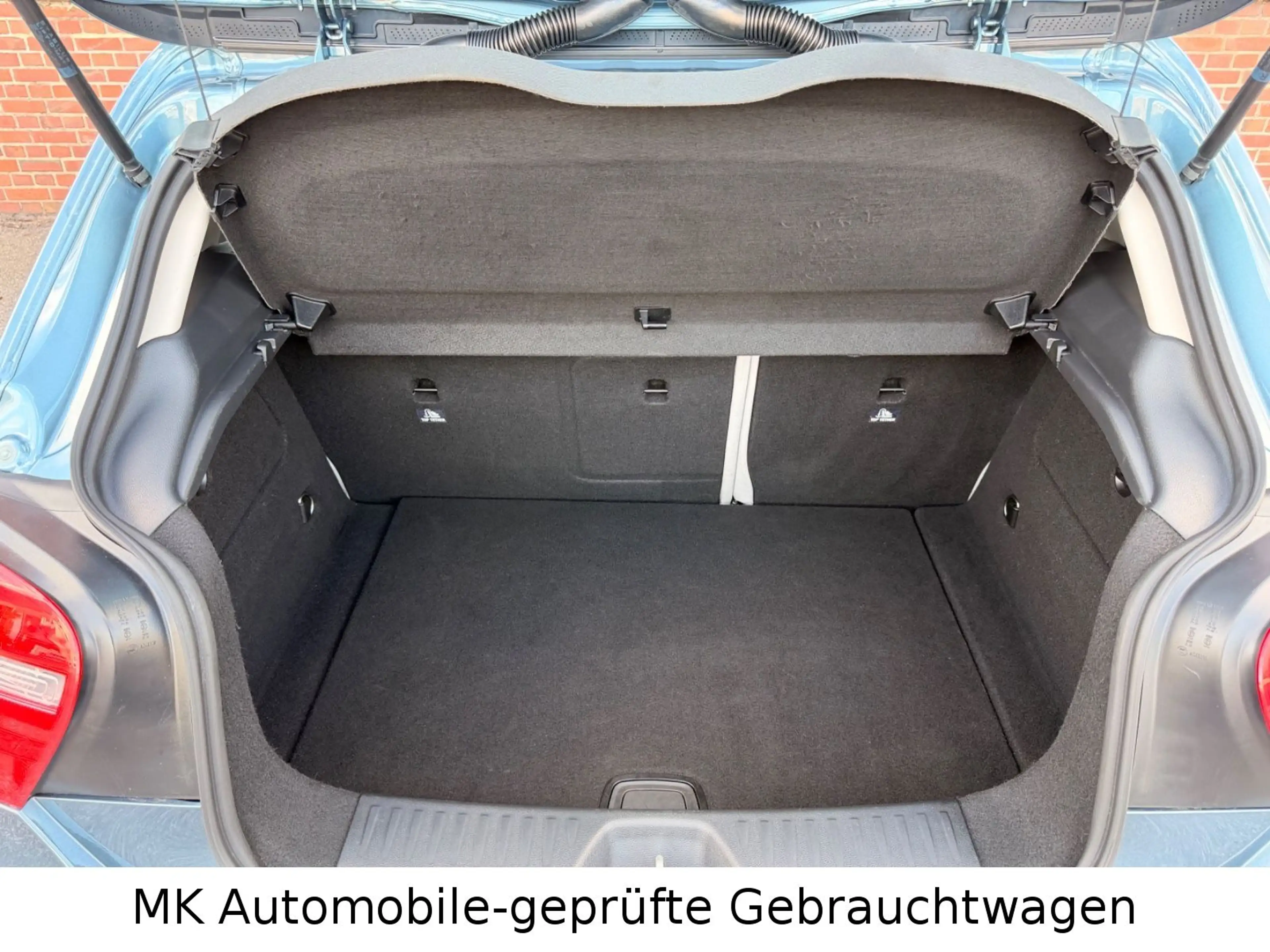 Mercedes-Benz A 180 A A 180 BlueEfficiency*AUTOMATIK** — photo 23