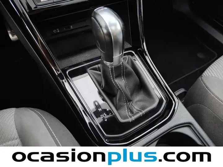 Volkswagen Touran 1.8 TSI BMT Sport 2018, foto 6