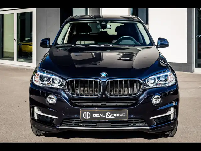 BMW X5 view 5