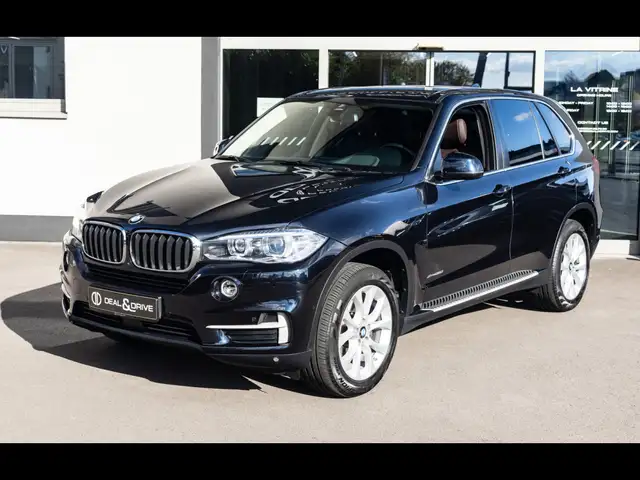 BMW X5 view 8