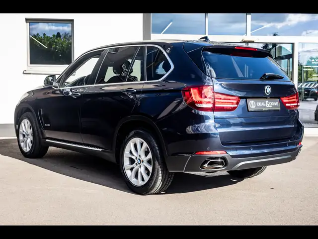 BMW X5 view 3