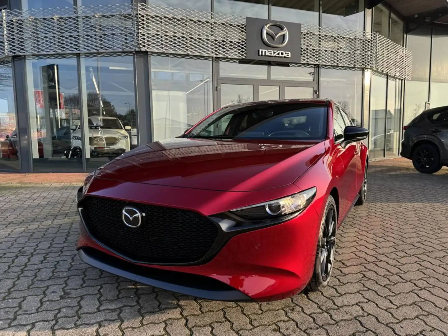 Mazda 3 2.5L e-SKYACTIV G 140ps 6AT FWD Homura Rood - 2