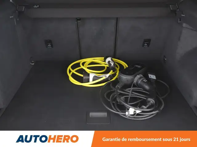 Audi Q3 view 17
