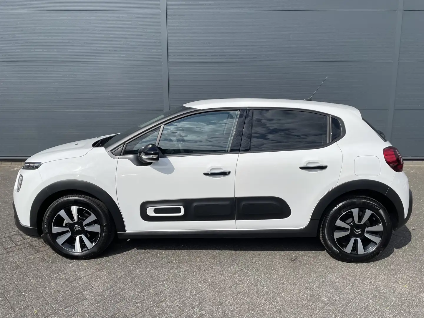 Citroen C3 82pk Max (Camera - Keyless Entry - LED - Navigatie Blanc - 2