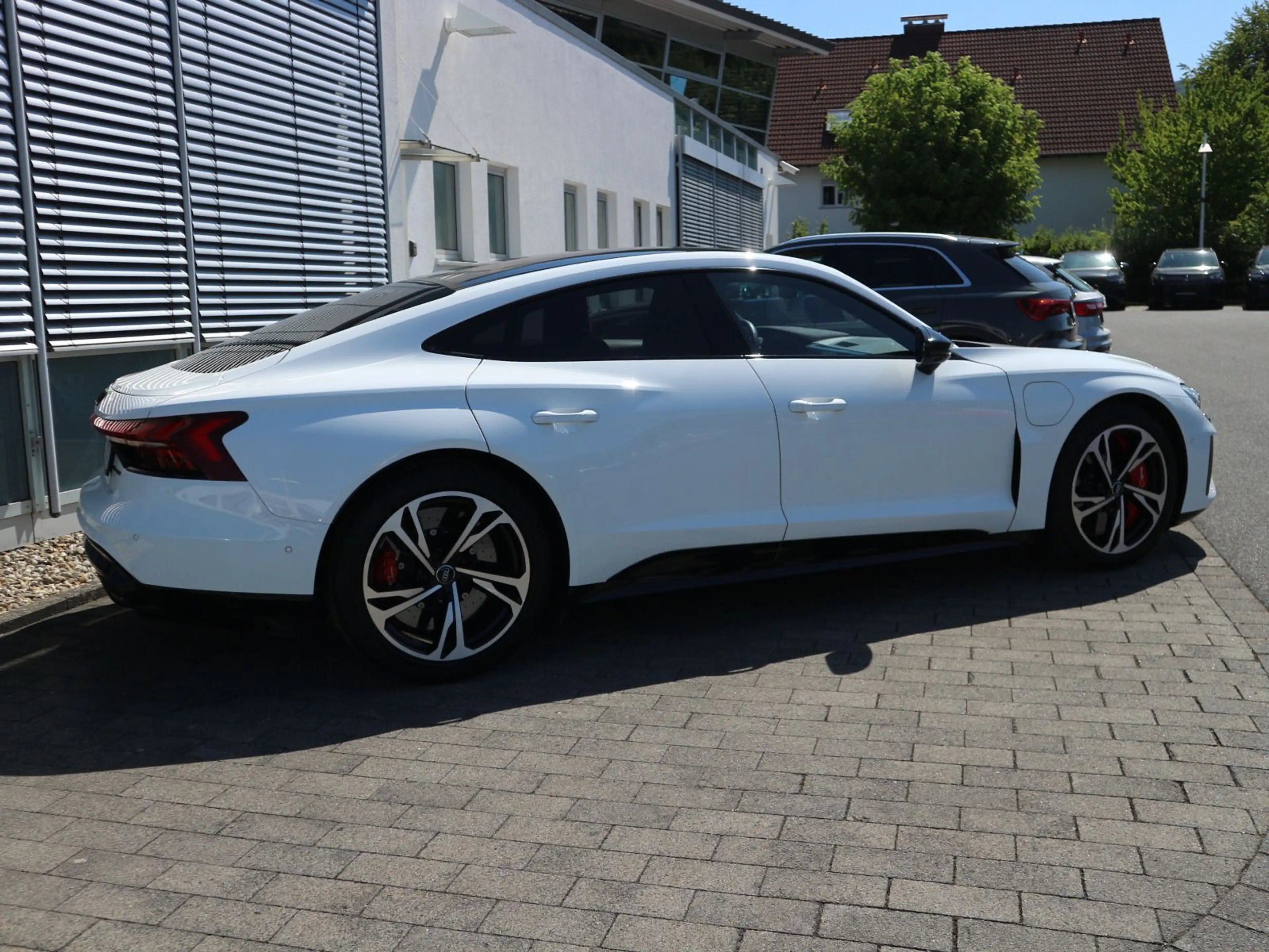 Audi RS e-tron GT quattro SITZBELÜFTUNG*ALLRADLENKUNG — photo 4