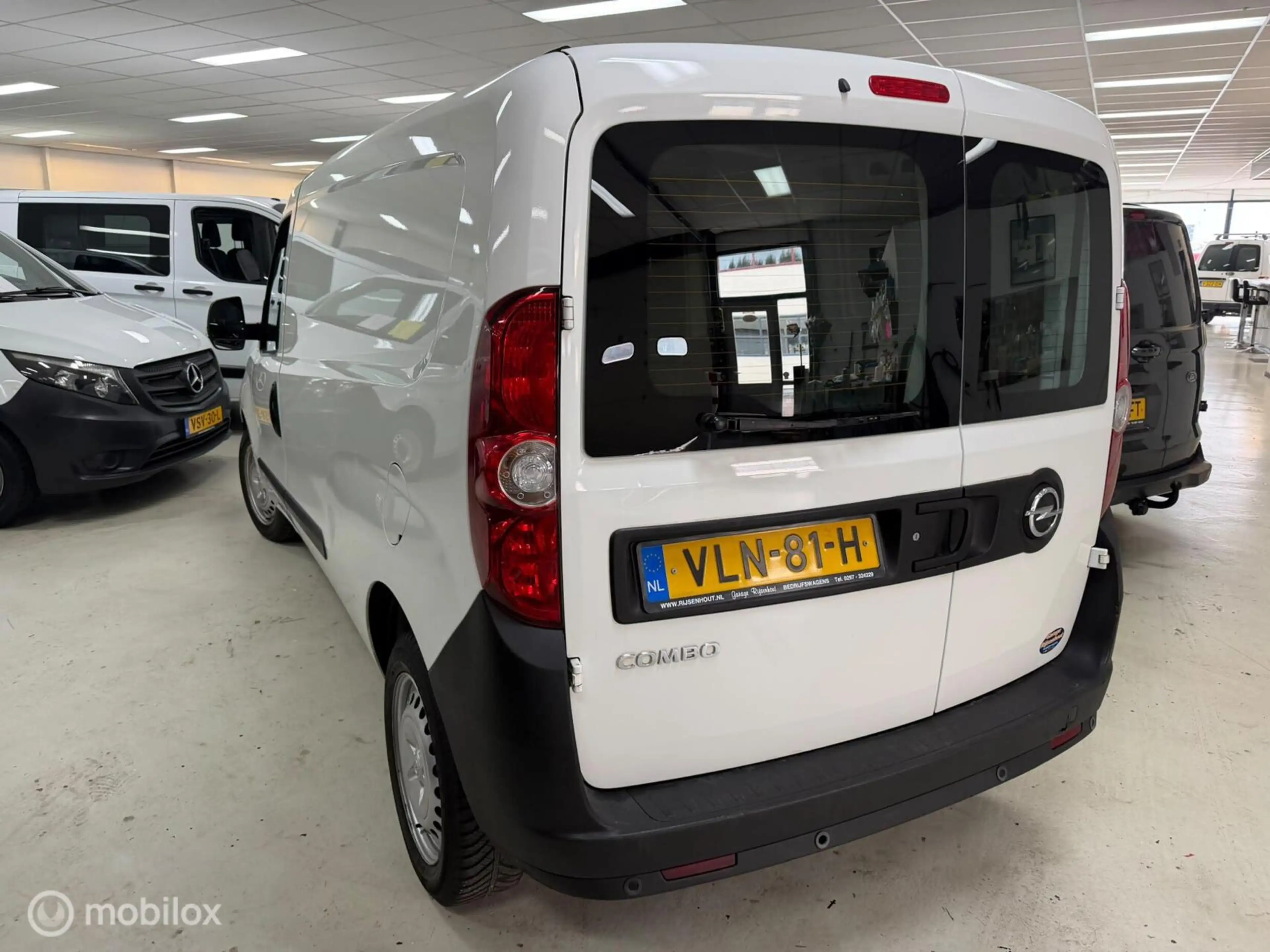 Opel Combo 1.3 CDTi L2H1 euro 6 2018 — photo 3
