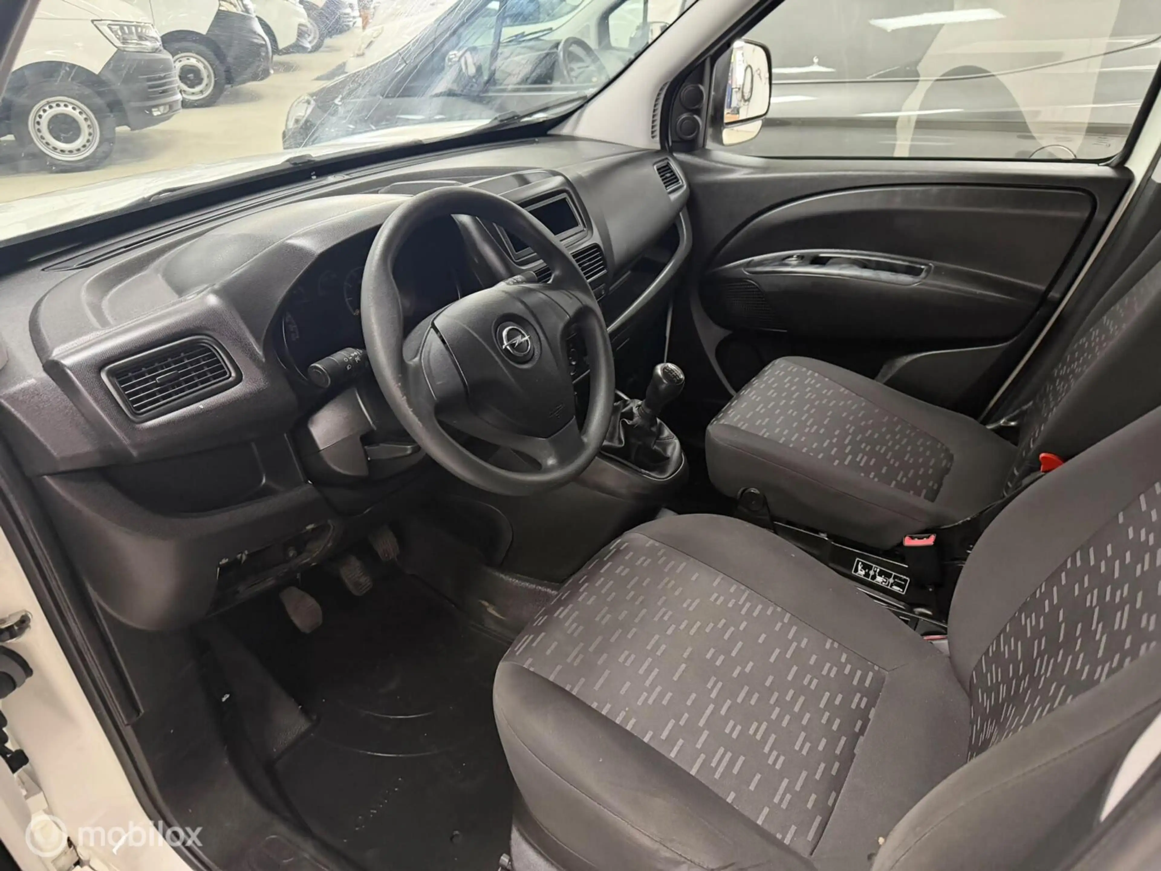 Opel Combo 1.3 CDTi L2H1 euro 6 2018 — photo 5