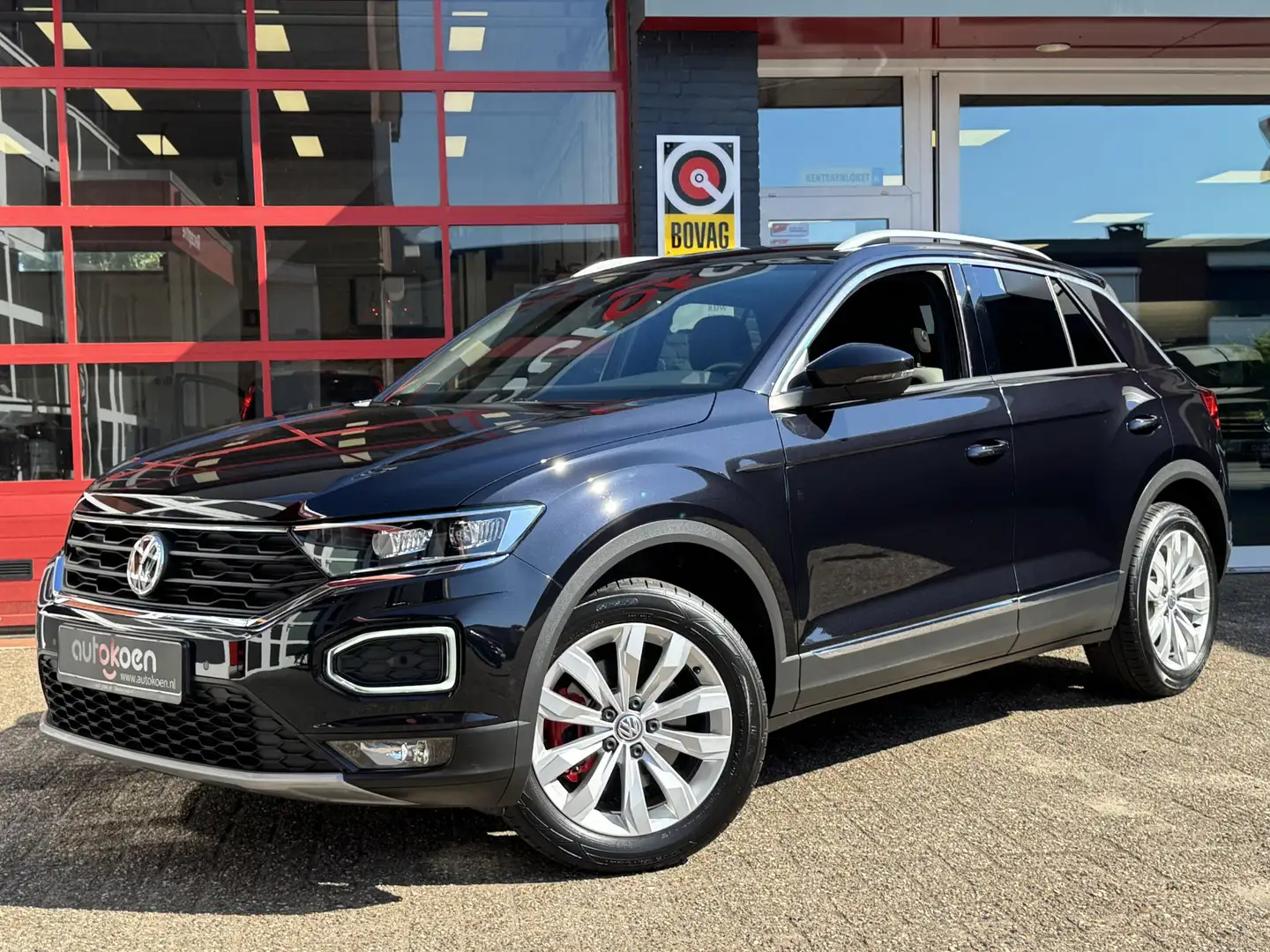 Volkswagen T-Roc 1.5 TSI Sport *TREKHAAK/ACC/VIRTUAL* Noir - 2