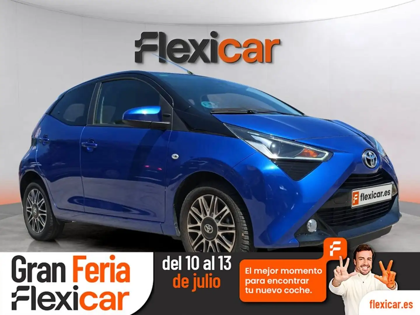 Toyota Aygo 70 x-cite Azul - 1