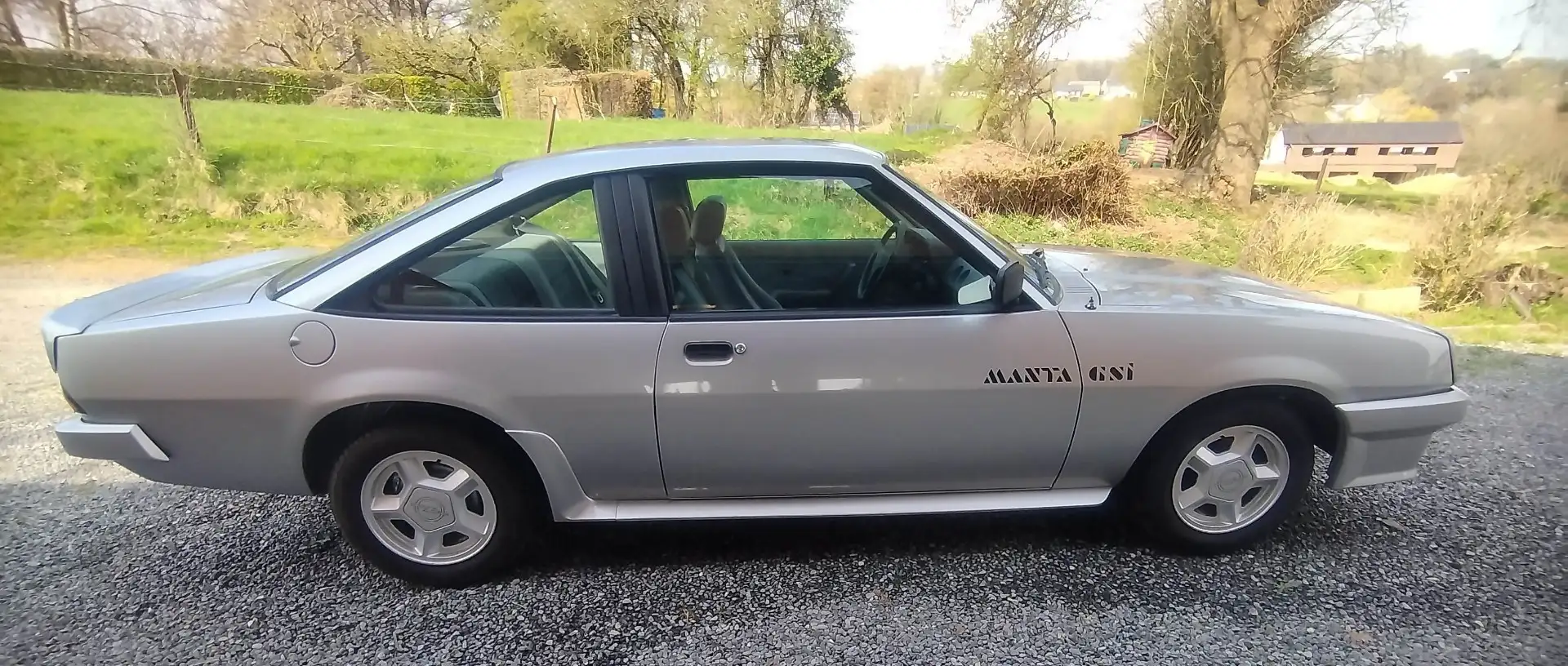 Opel Manta 2.0 E GSi Grau - 2