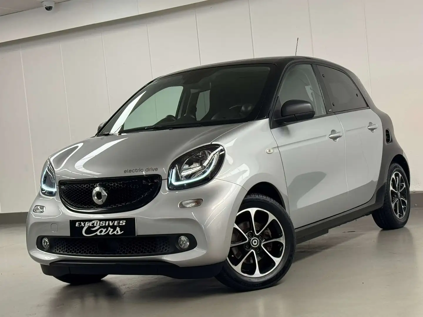 smart forFour 17.6 KWH ELECTRIC DRIVE EQ SPORT Argent - 1