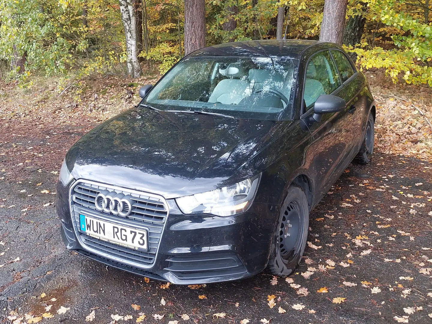 Audi A1 A1 1.2 TFSI Ambition Schwarz - 1