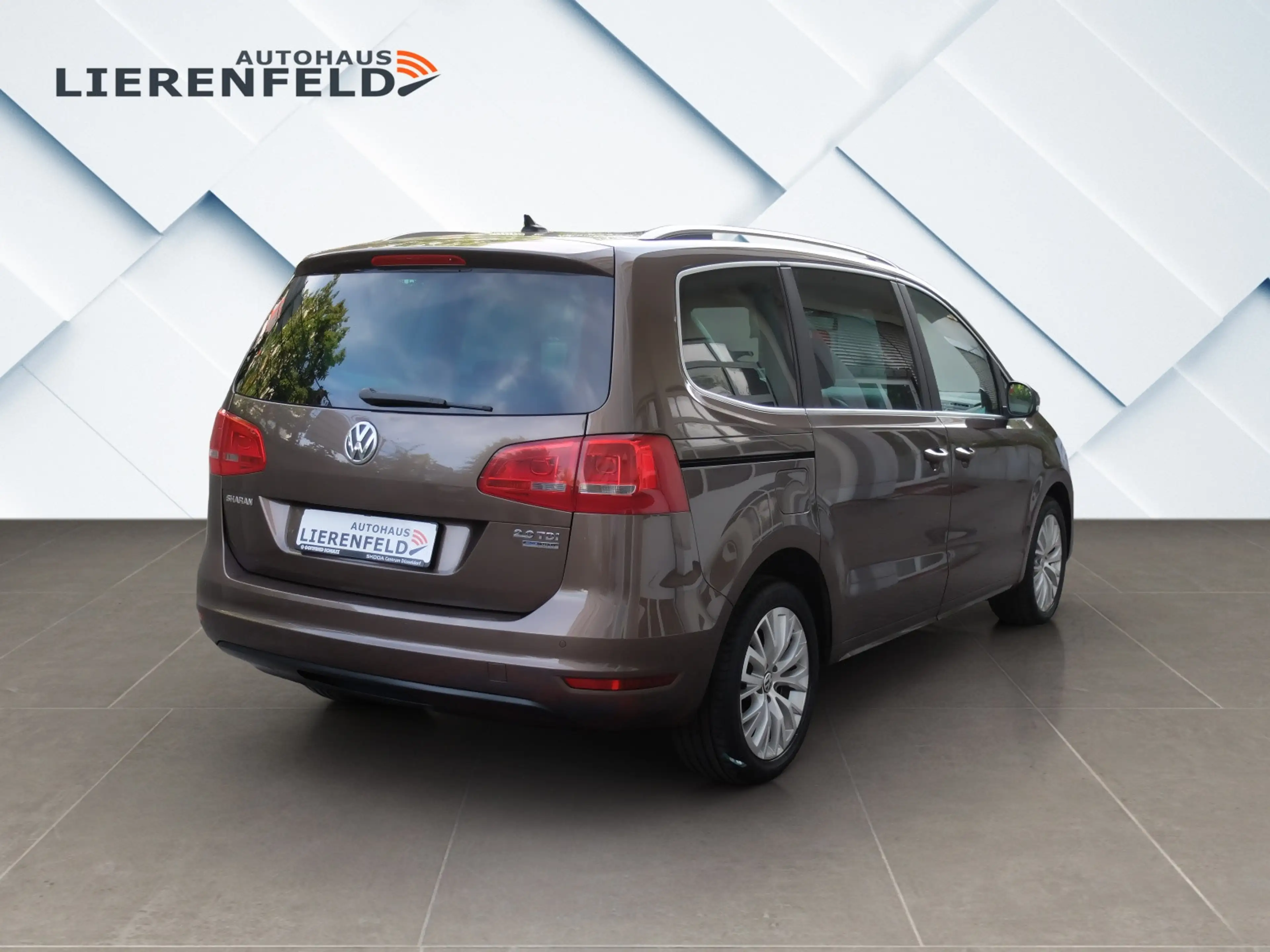 Volkswagen Sharan 2.0 TDI Highline Scheckheftgepflegt — photo 6