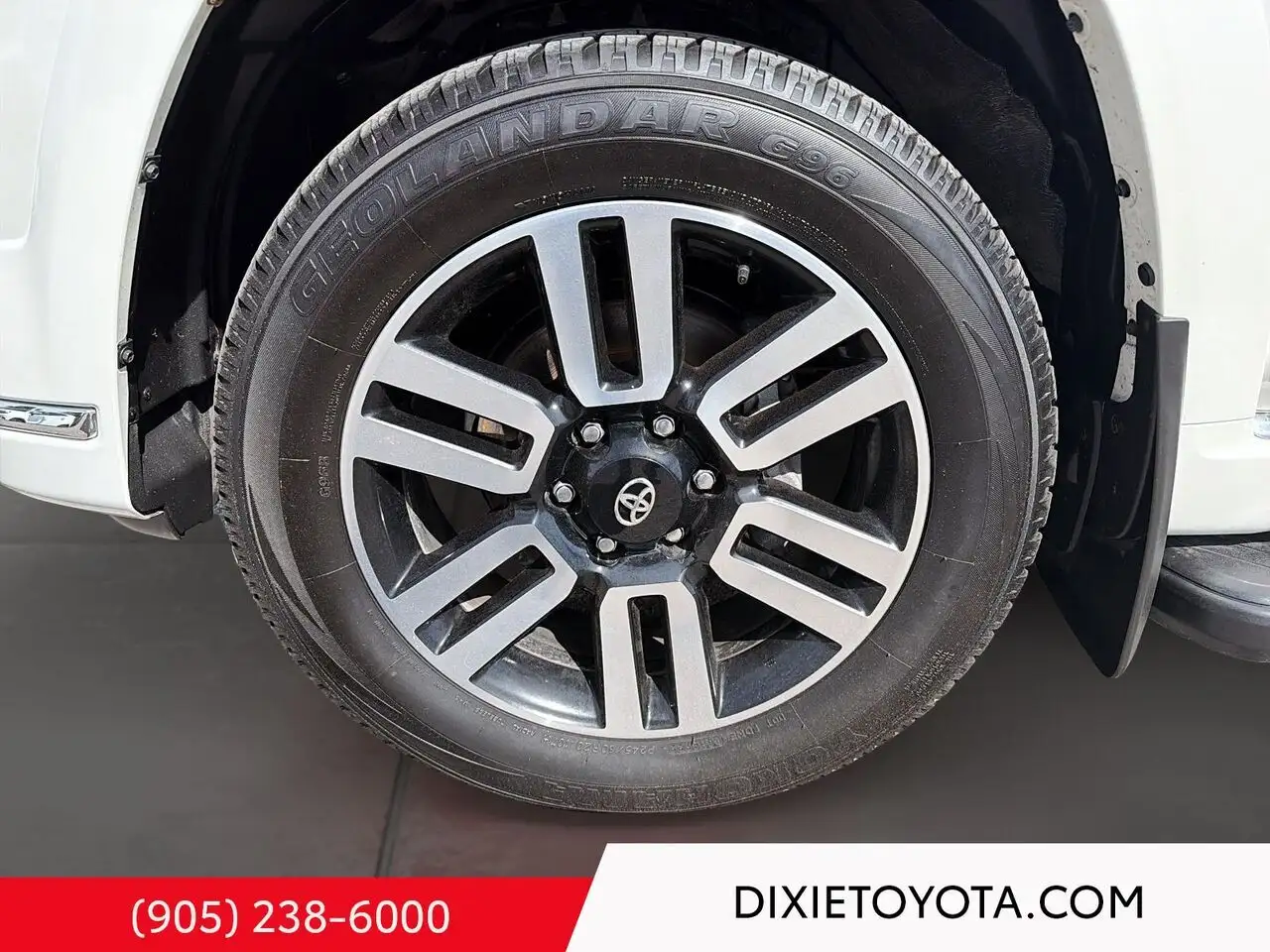 Toyota 4-Runner снимка Toyota 4-Runner