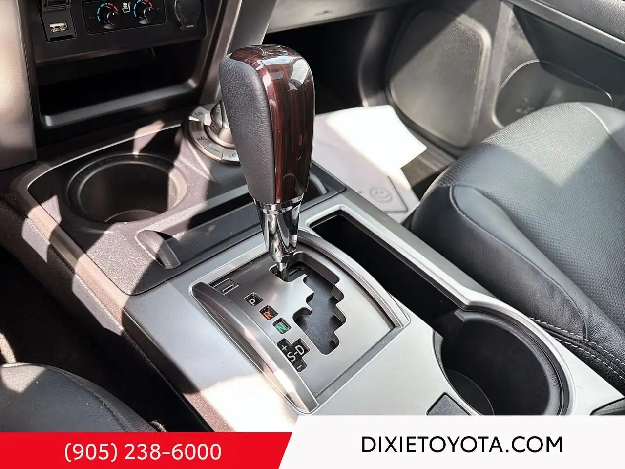 Toyota 4-Runner снимка Toyota 4-Runner