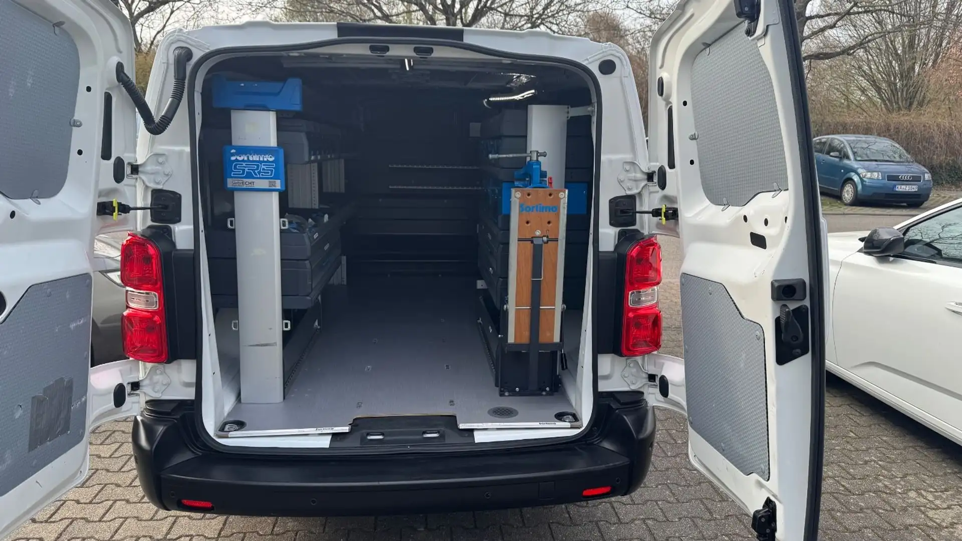 Opel Vivaro Kasten L/1 Hand/Sortimo Regale/NR-08 Weiß - 1