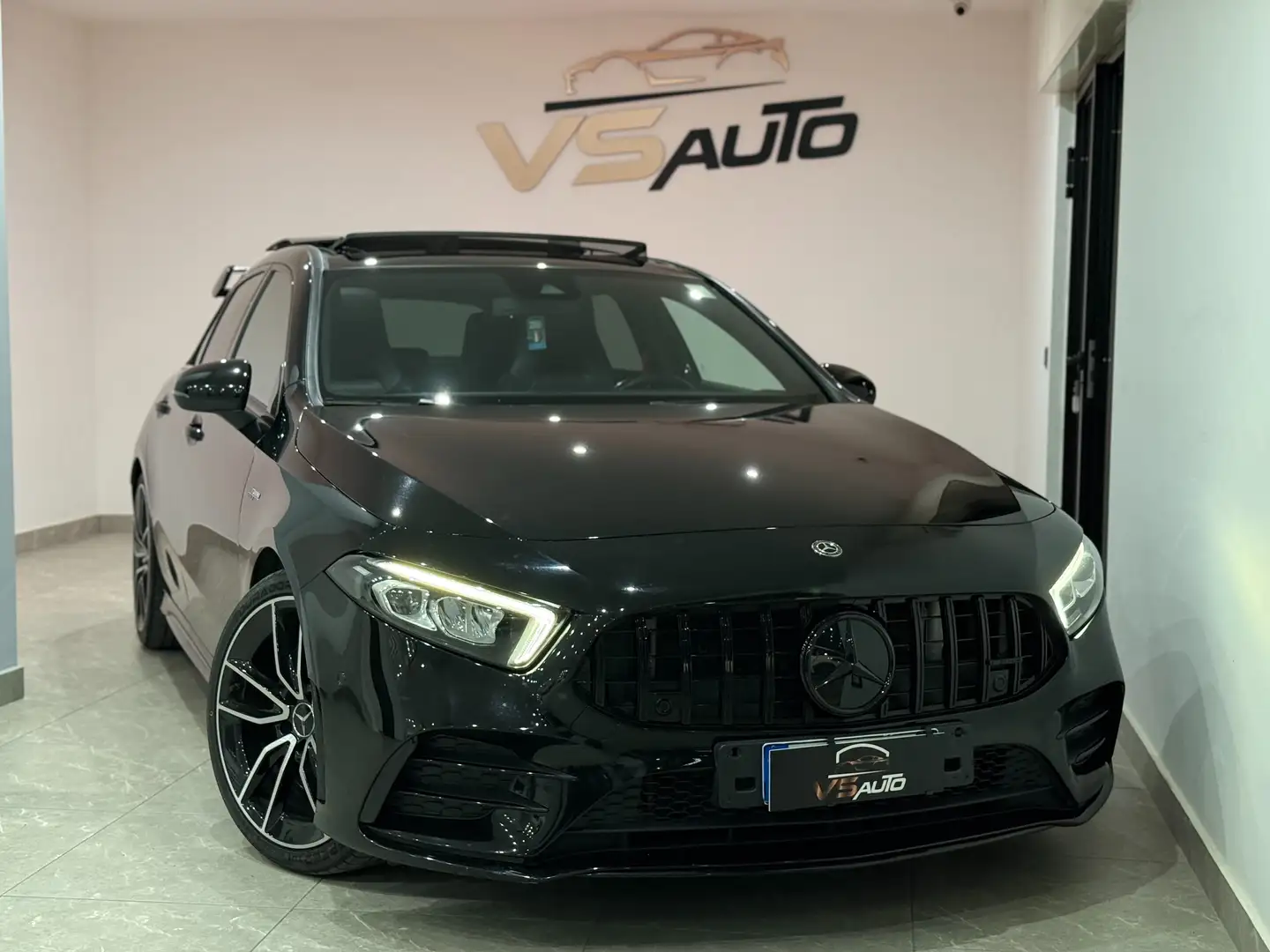 Mercedes-Benz A 35 AMG 4matic auto Černá - 2