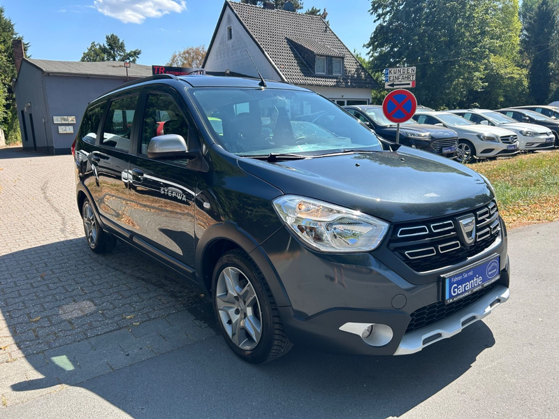 Dacia Lodgy Stepway Plus — photo 2