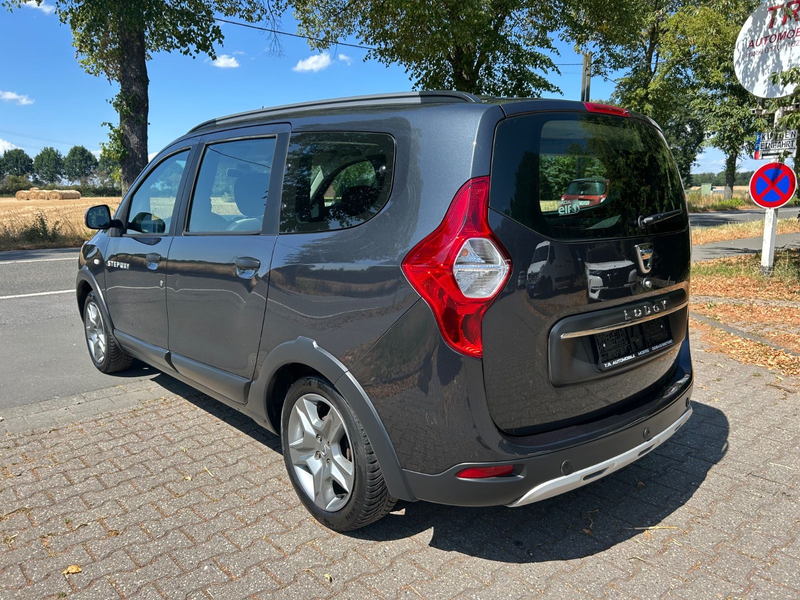 Dacia Lodgy Stepway Plus — photo 7