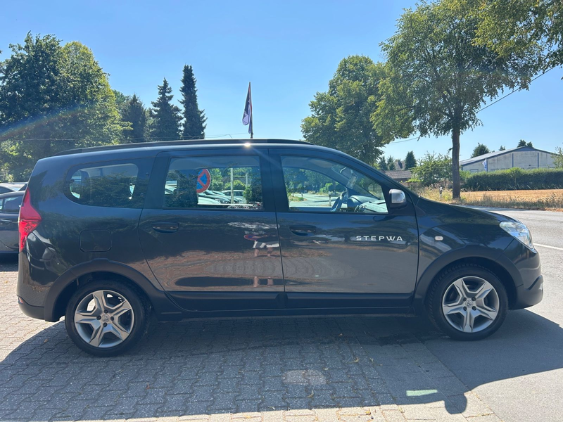 Dacia Lodgy Stepway Plus — photo 3