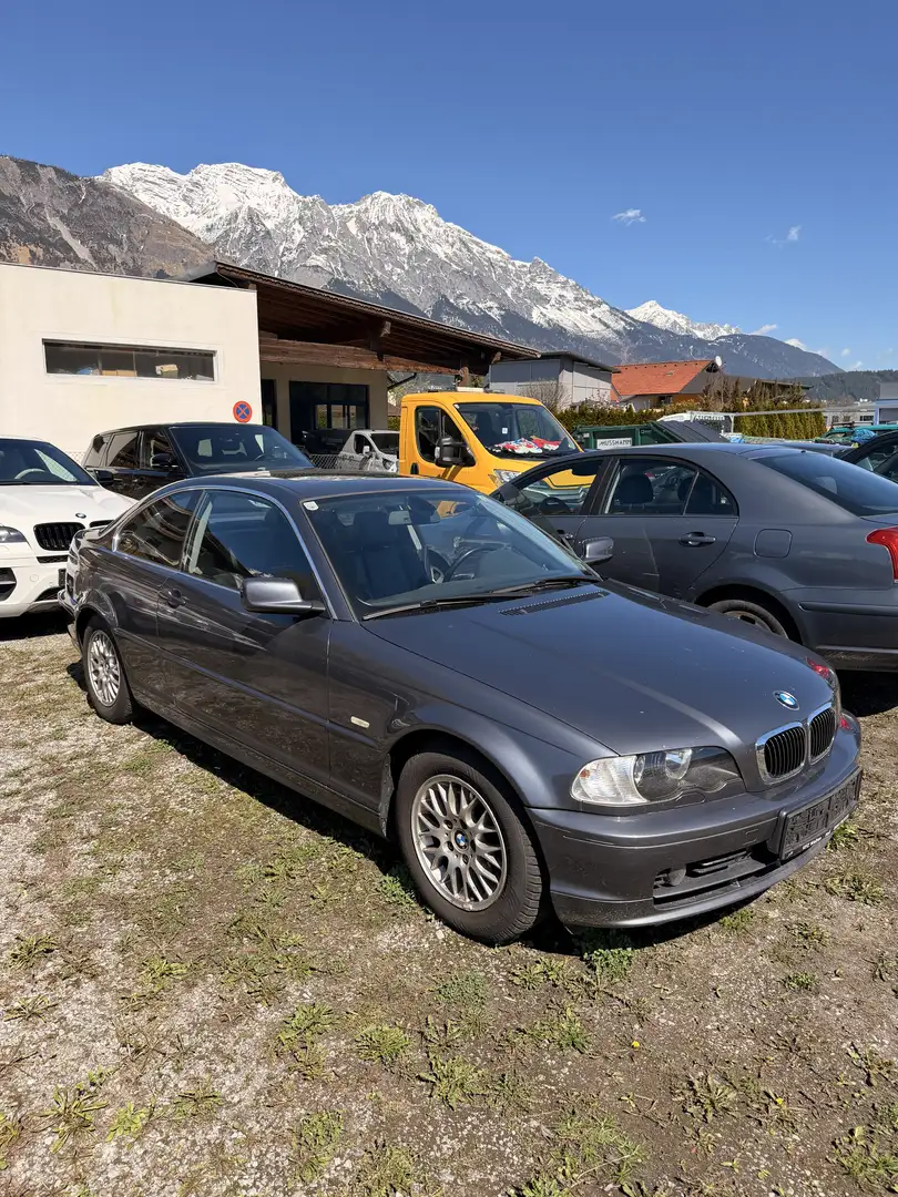 BMW 323 323i Coupé Aut. - 1