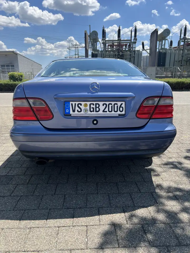 Mercedes-Benz CLK 200 Coupe Elegance, foto 3