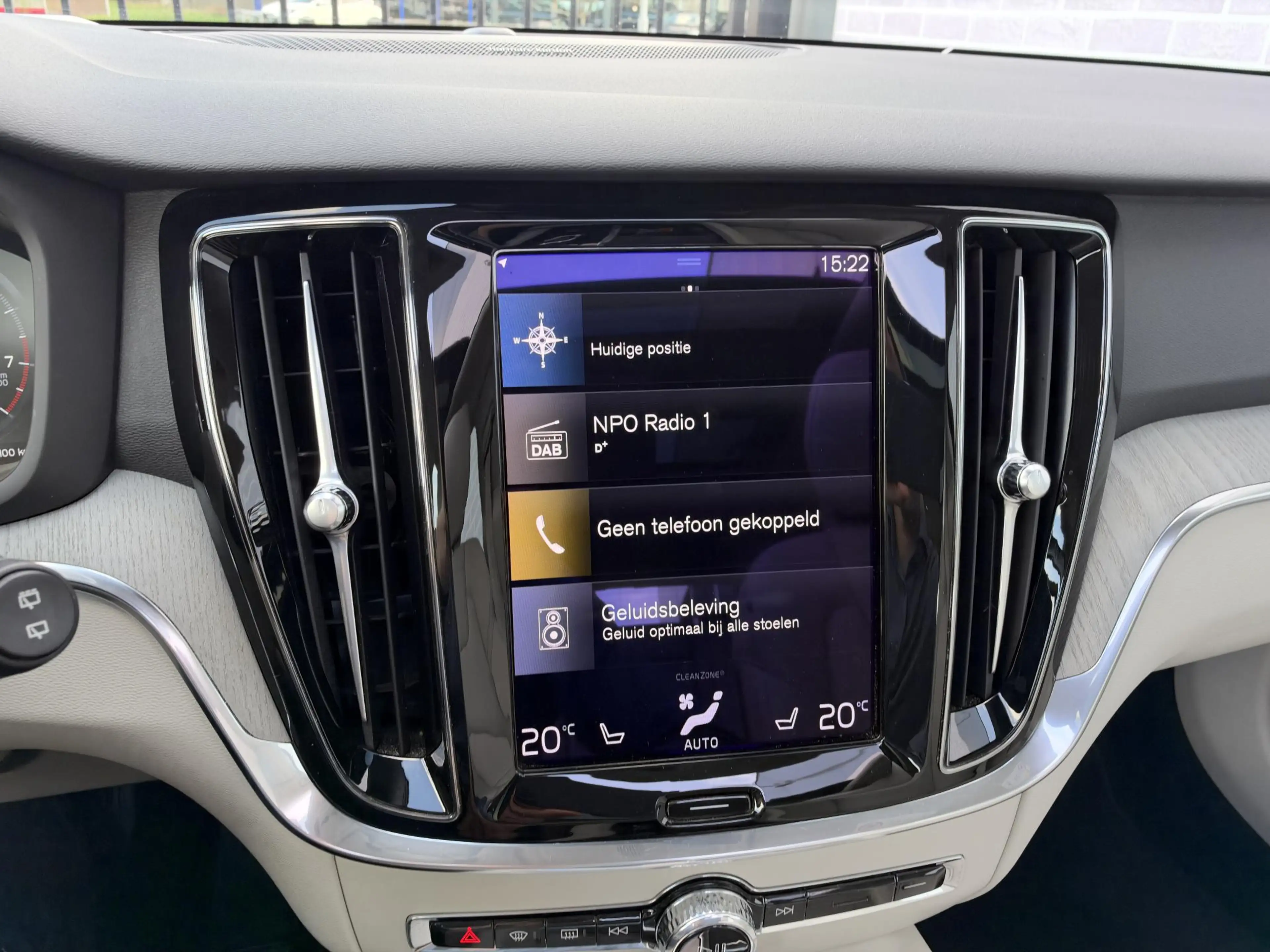 Volvo V60 Cross Country B5 AWD Pro | Trekhaak | Panoramadak | Head-up Disp — photo 9