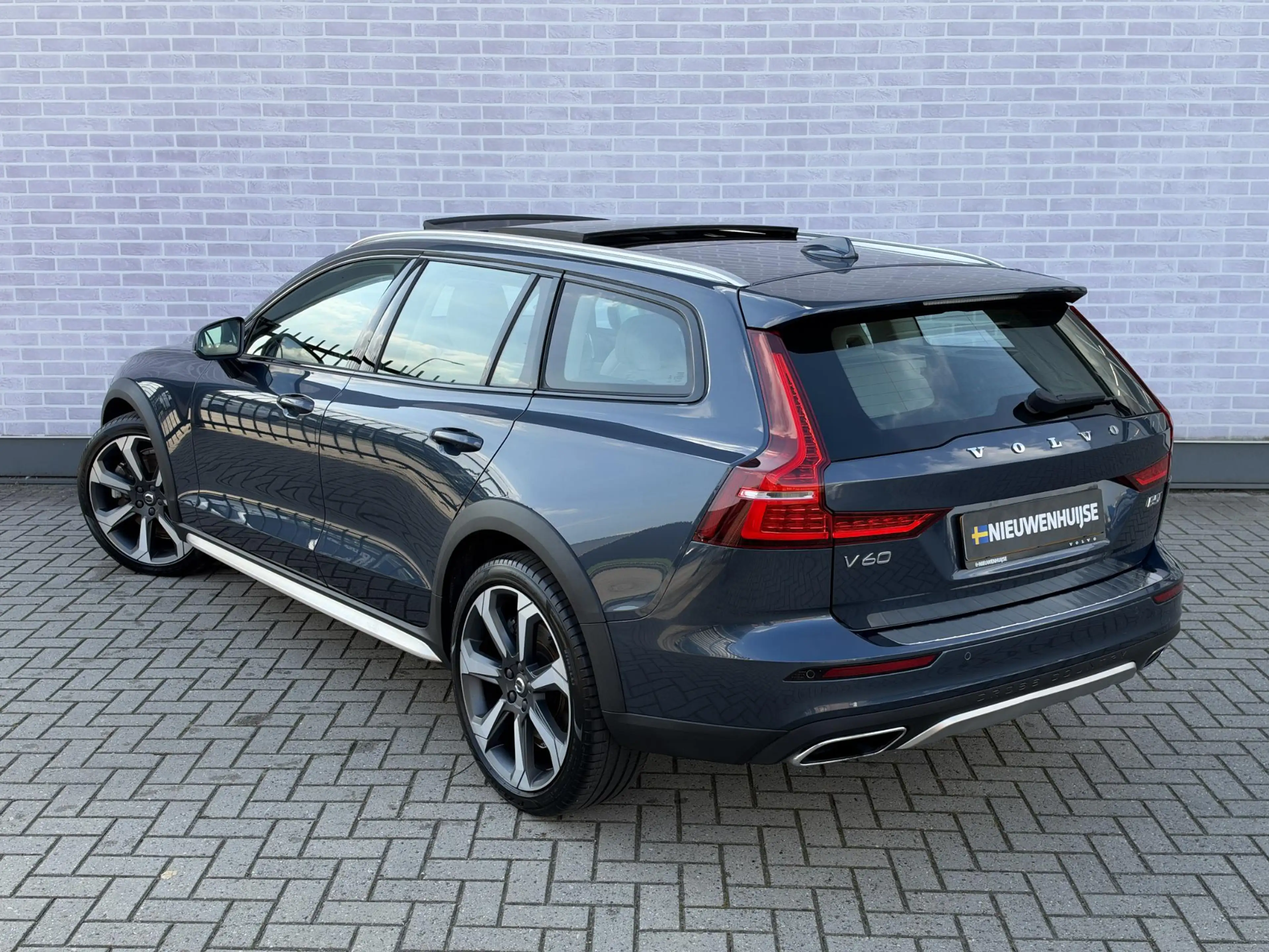 Volvo V60 Cross Country B5 AWD Pro | Trekhaak | Panoramadak | Head-up Disp — photo 14