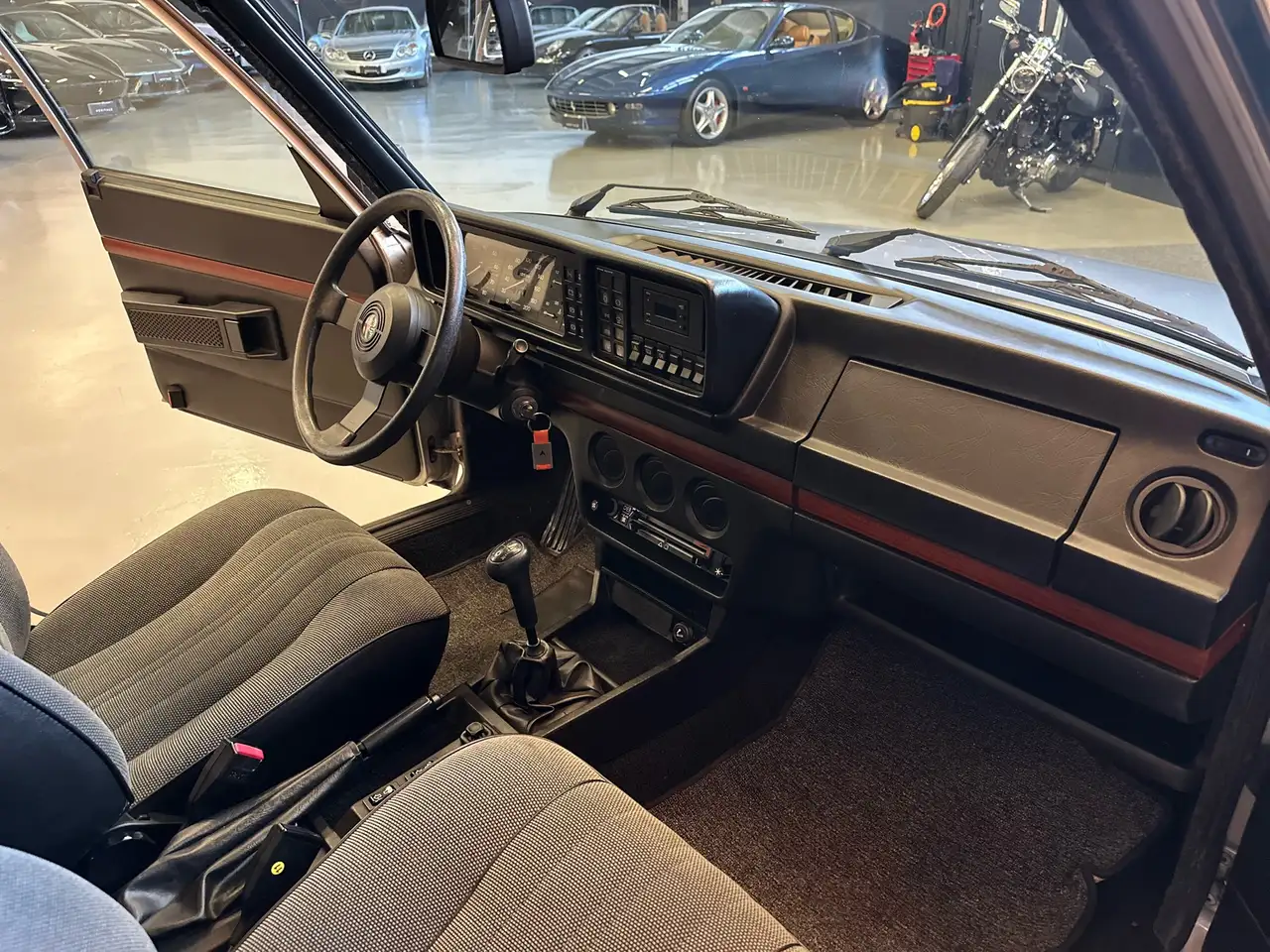Alfa Romeo Alfetta 1.8 aria condizionata ASI pari al nuovo, foto 12