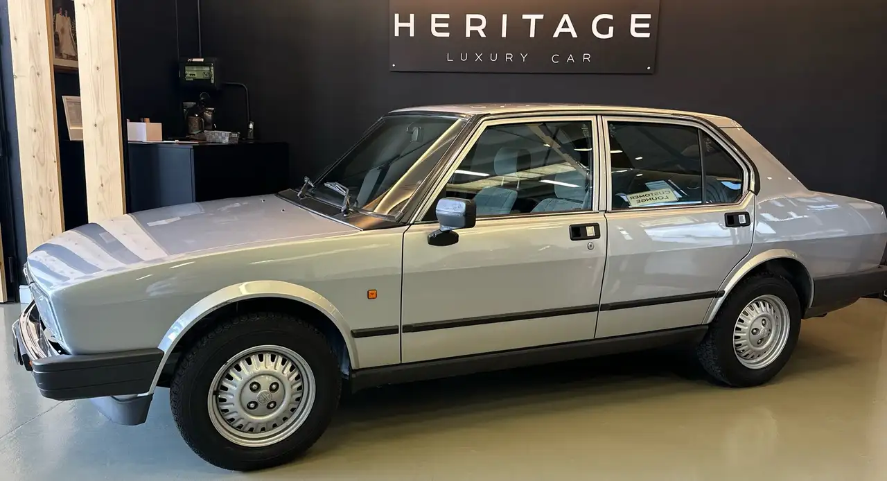 Alfa Romeo Alfetta 1.8 aria condizionata ASI pari al nuovo, foto 4