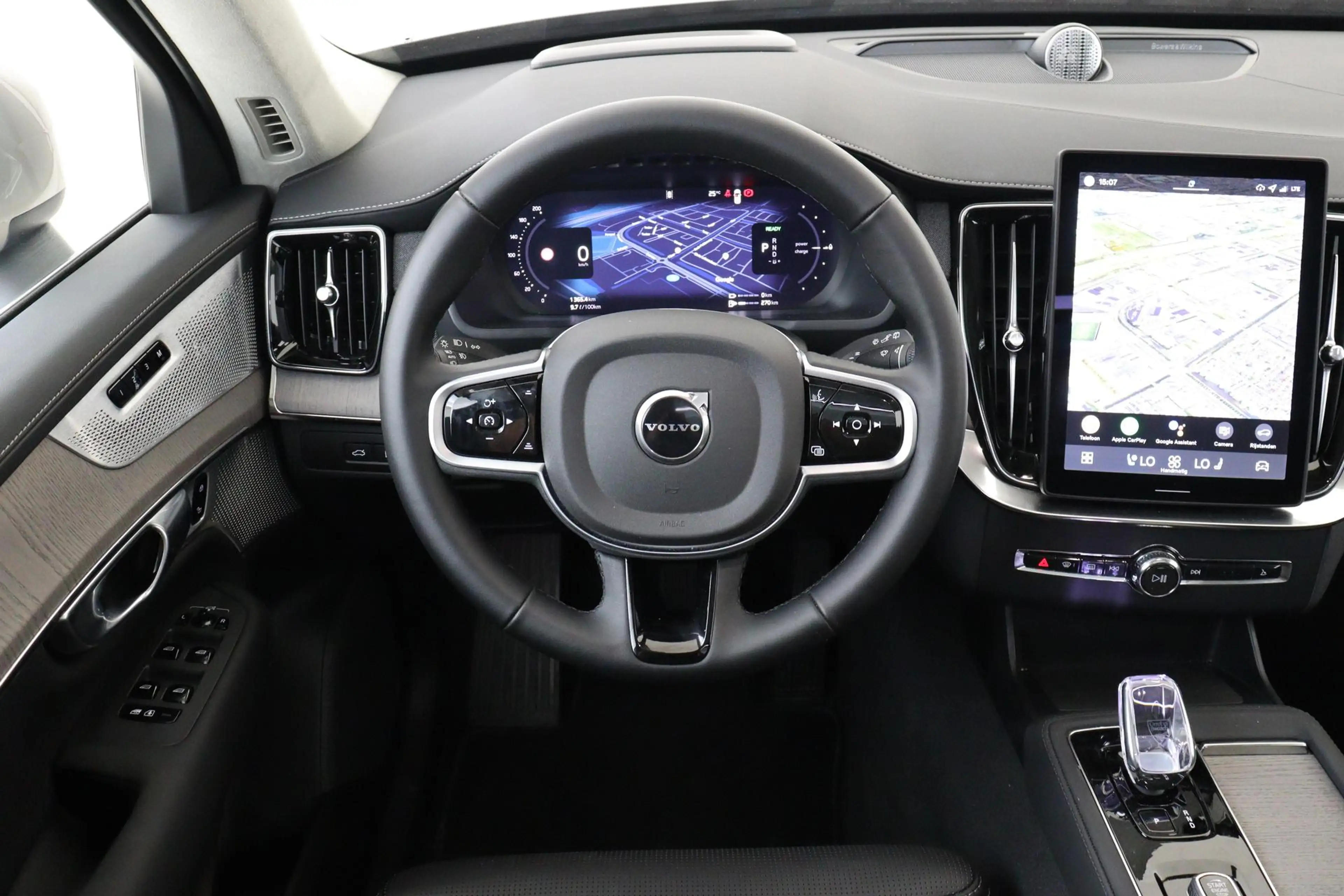 Volvo XC90 II T8 PLUG-IN HYBRID AWD ULTRA BRIGHT *FULL OPTION — photo 2