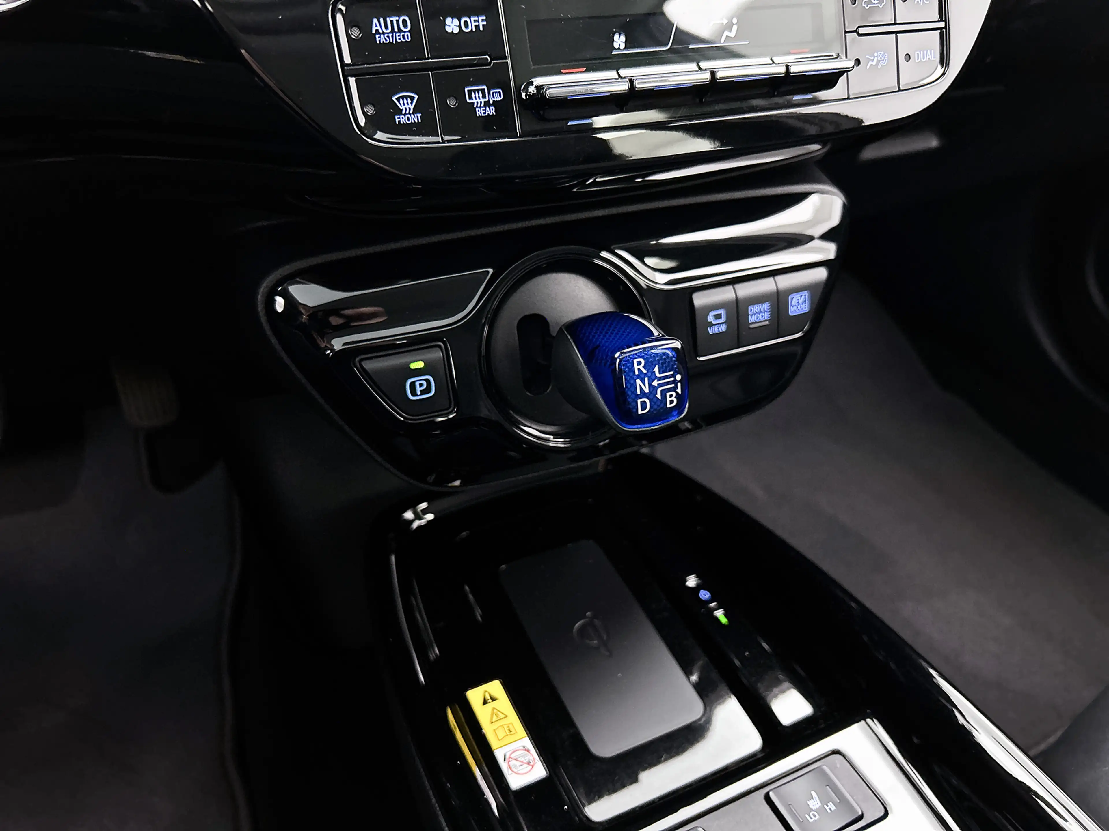 Toyota Prius 1.8 Executive | Schuif/kantel dak | JBL | Head-Up — photo 15