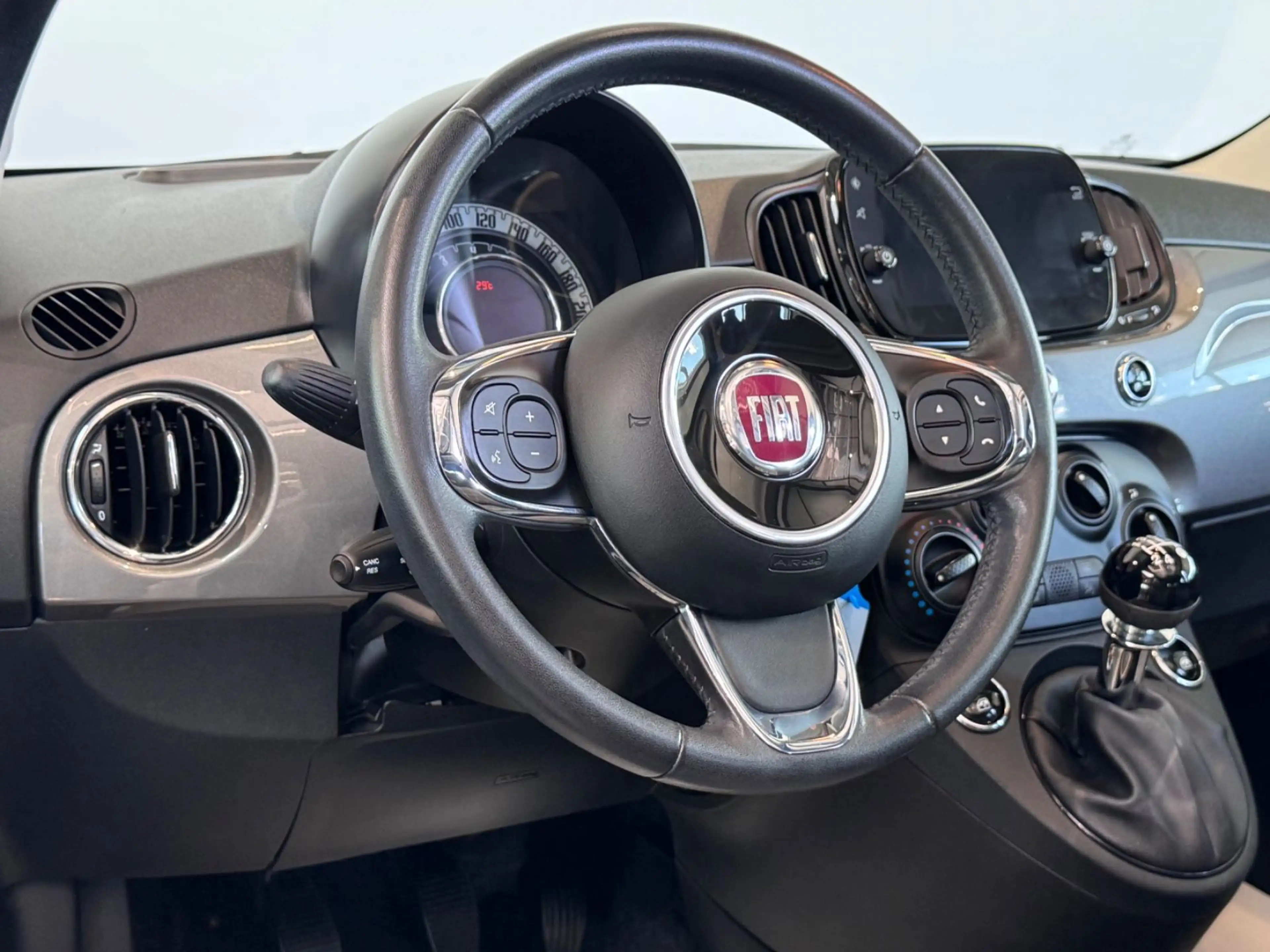 Fiat 500C Lounge*PDC*PANO*BC* — photo 13