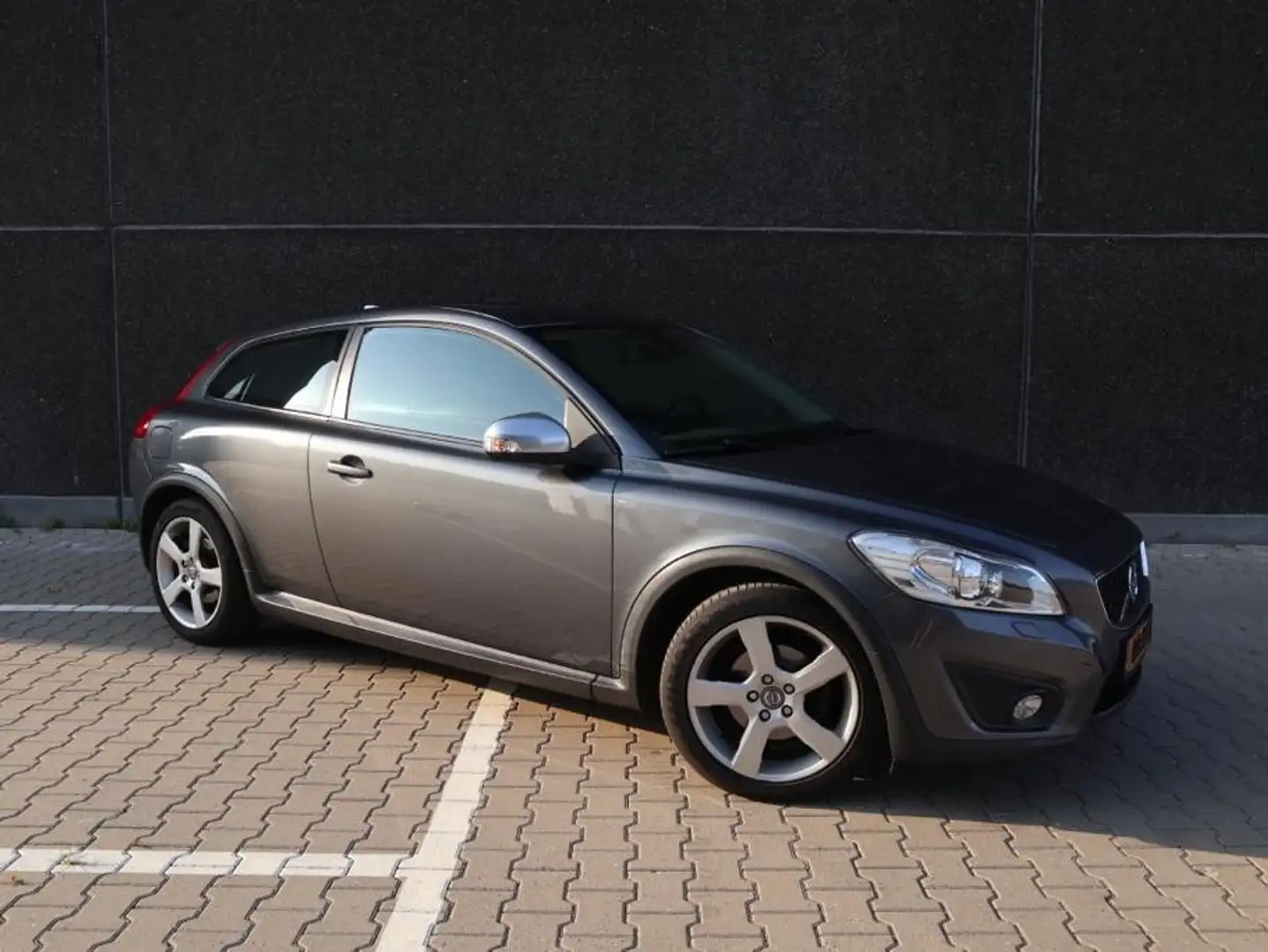 Volvo C30 1.6 D2 R-edition Grijs - 2