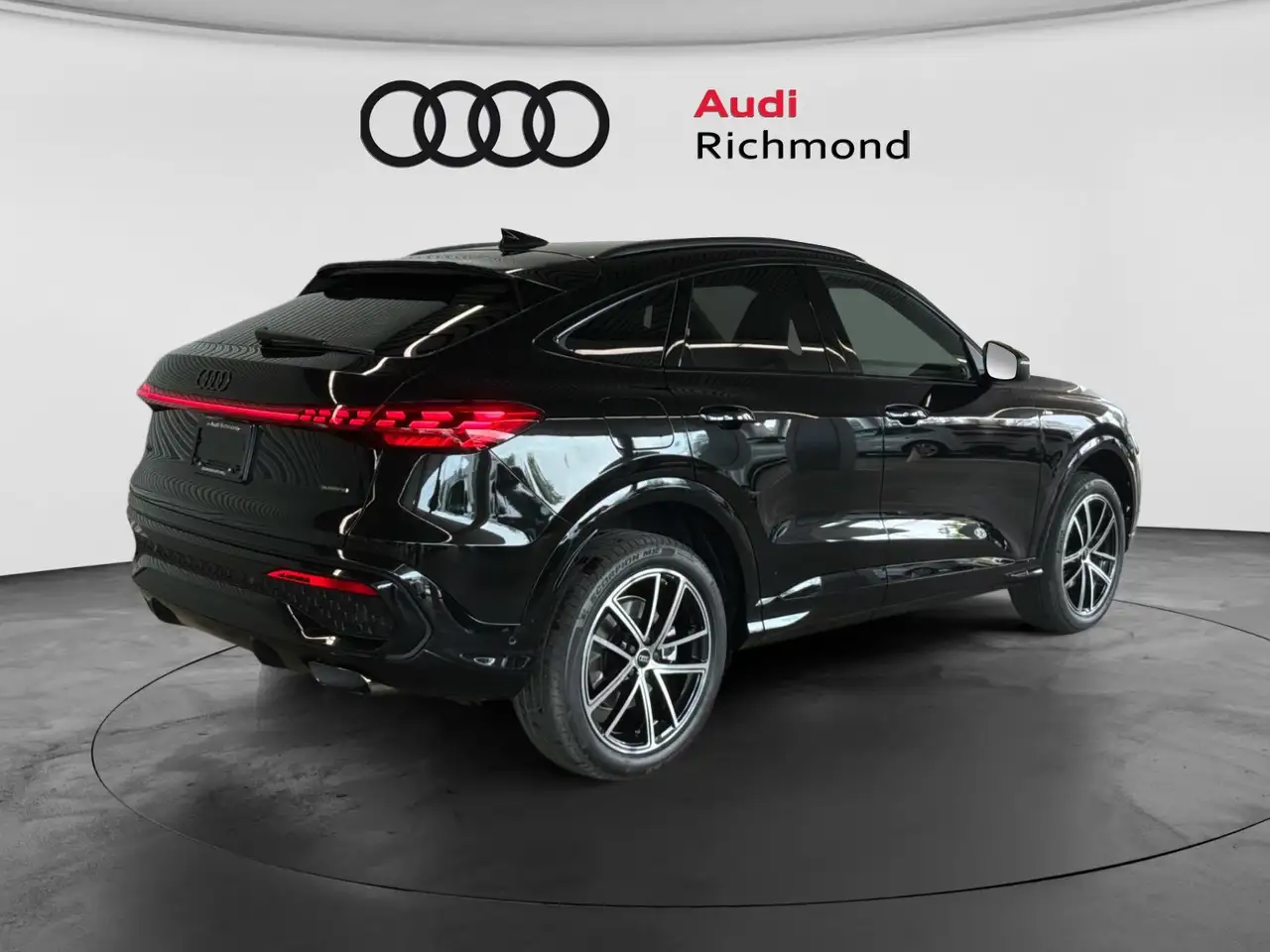 Audi Q5 снимка Audi Q5