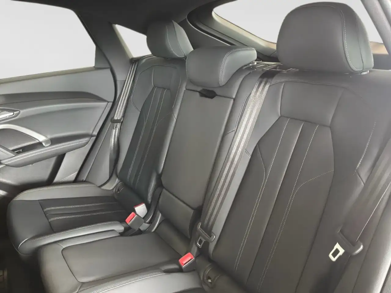 Audi Q5 снимка Audi Q5