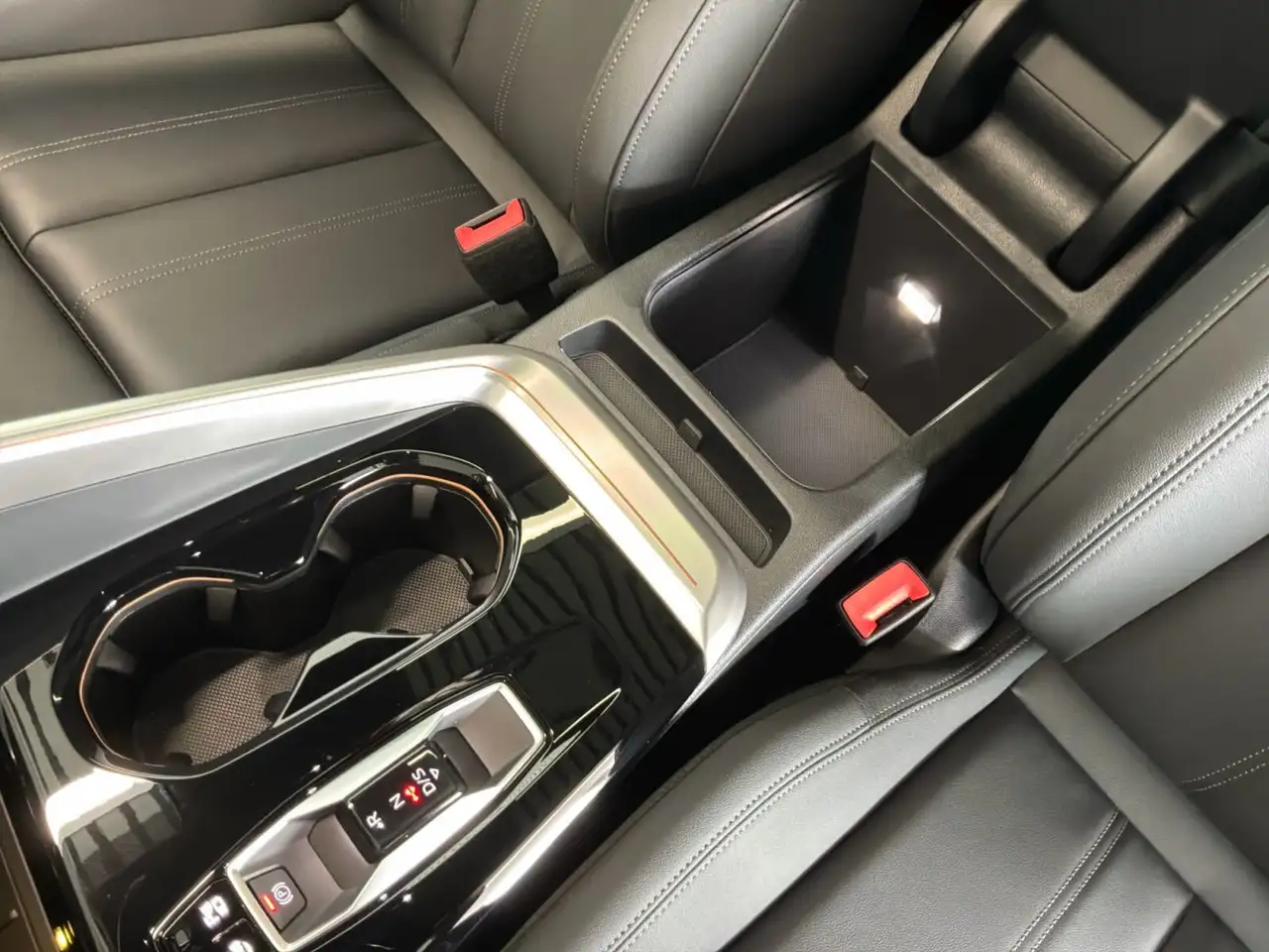 Audi Q5 снимка Audi Q5