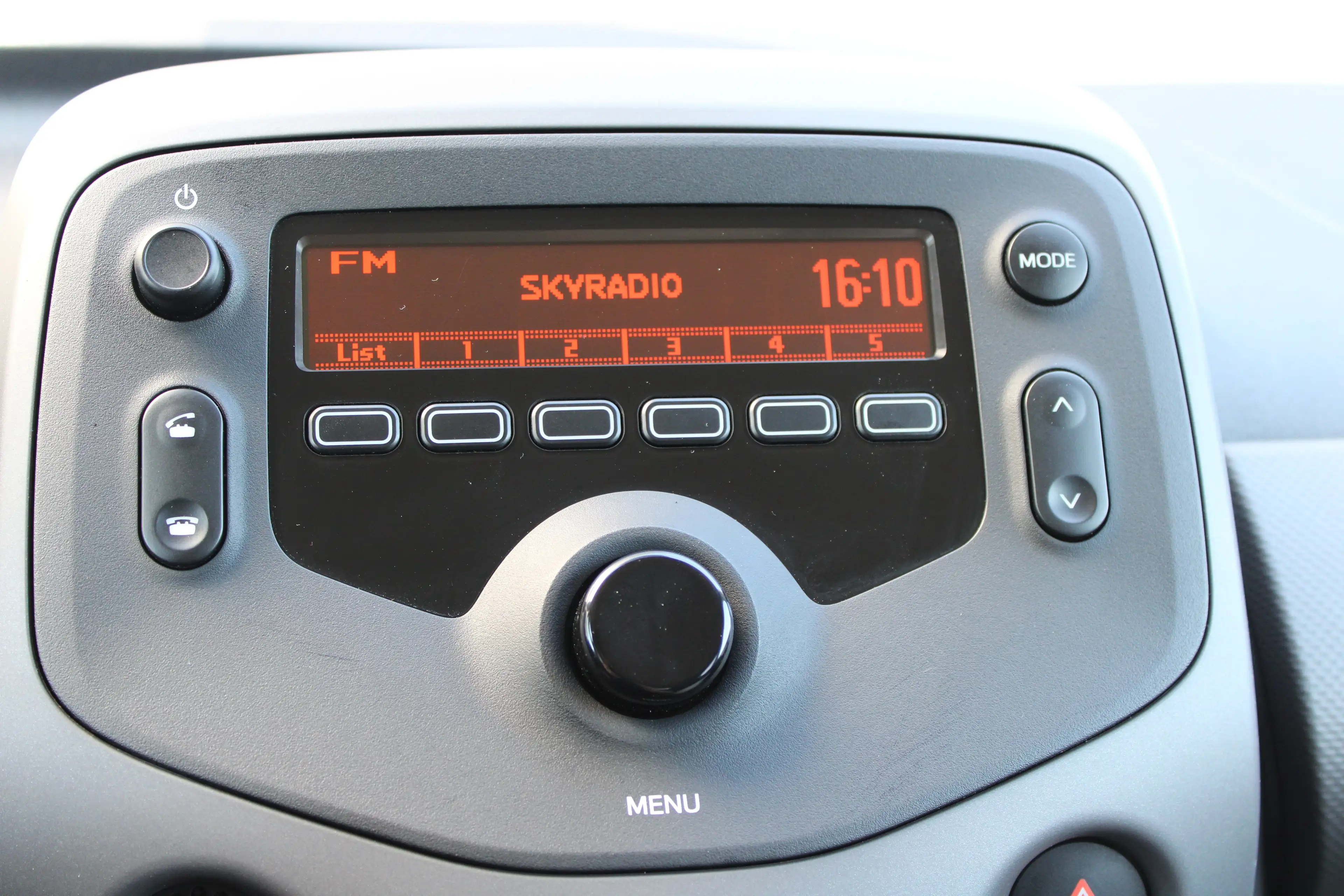Peugeot 108 1.0 e-VTi Active | Airconditioning | Bluetooth | M — photo 25