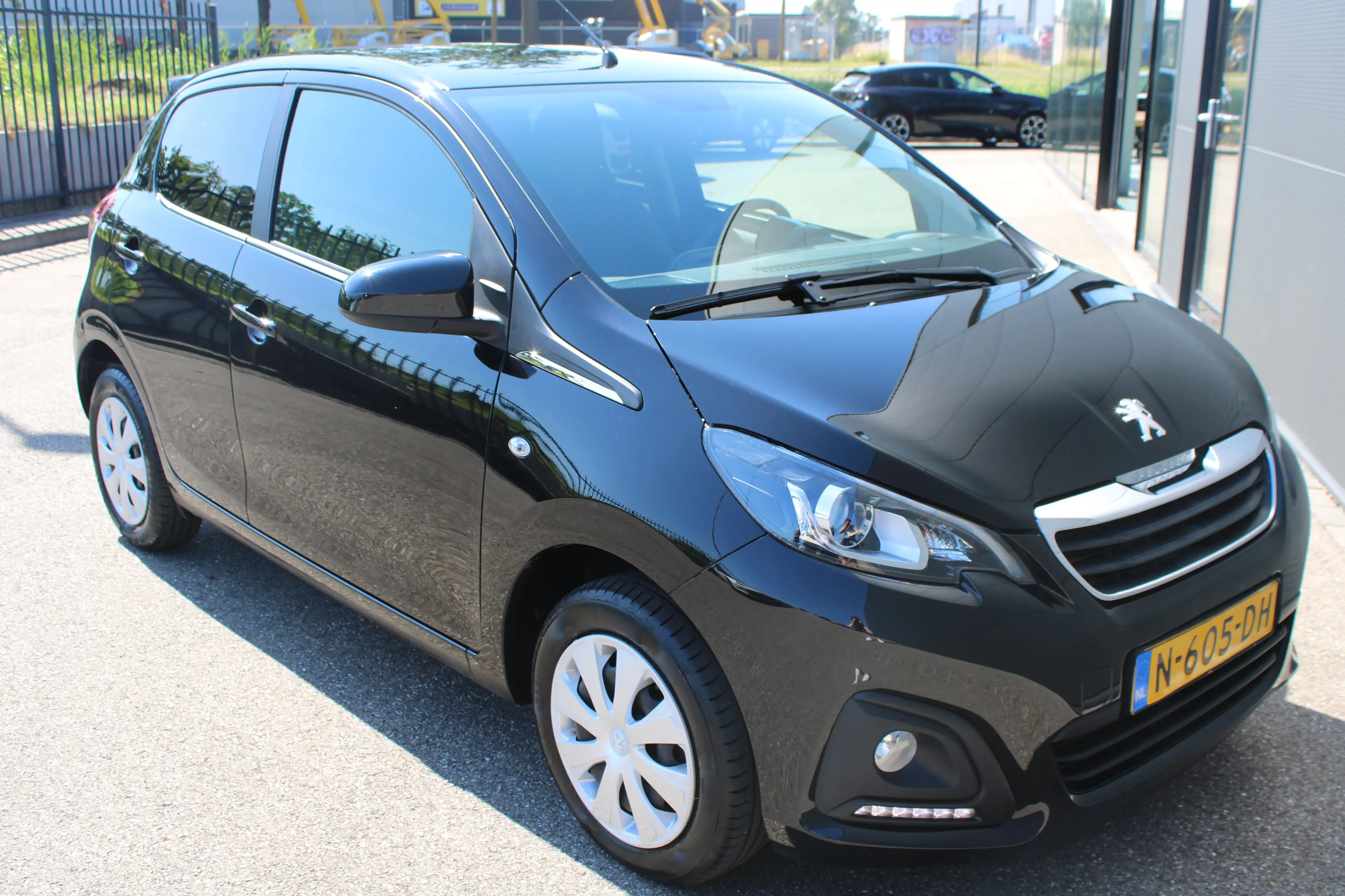 Peugeot 108 1.0 e-VTi Active | Airconditioning | Bluetooth | M — photo 8