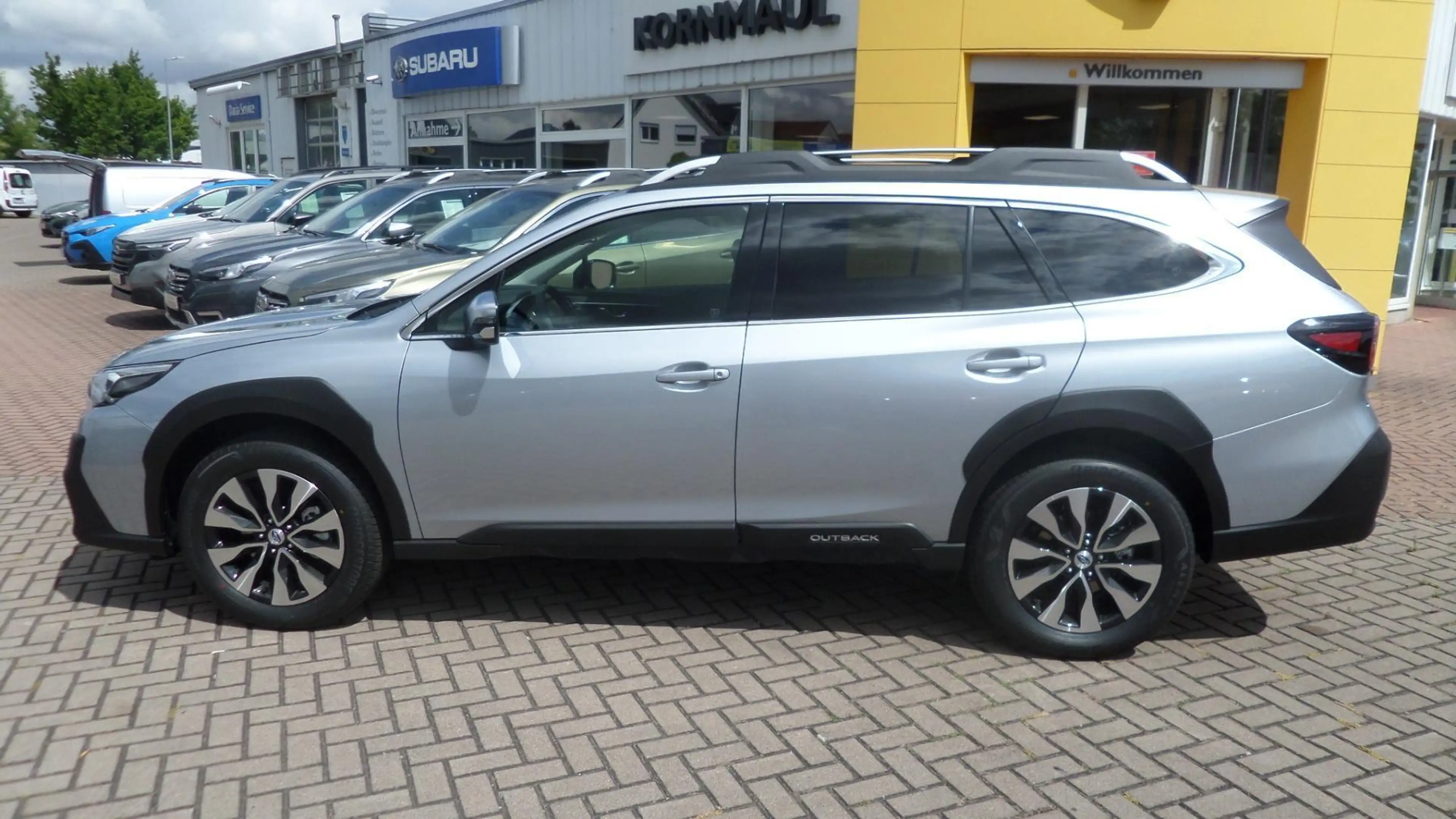 Subaru OUTBACK Platinum 2.5i 169 PS mit Winterpaket Schiebedach, Kamera — photo 6