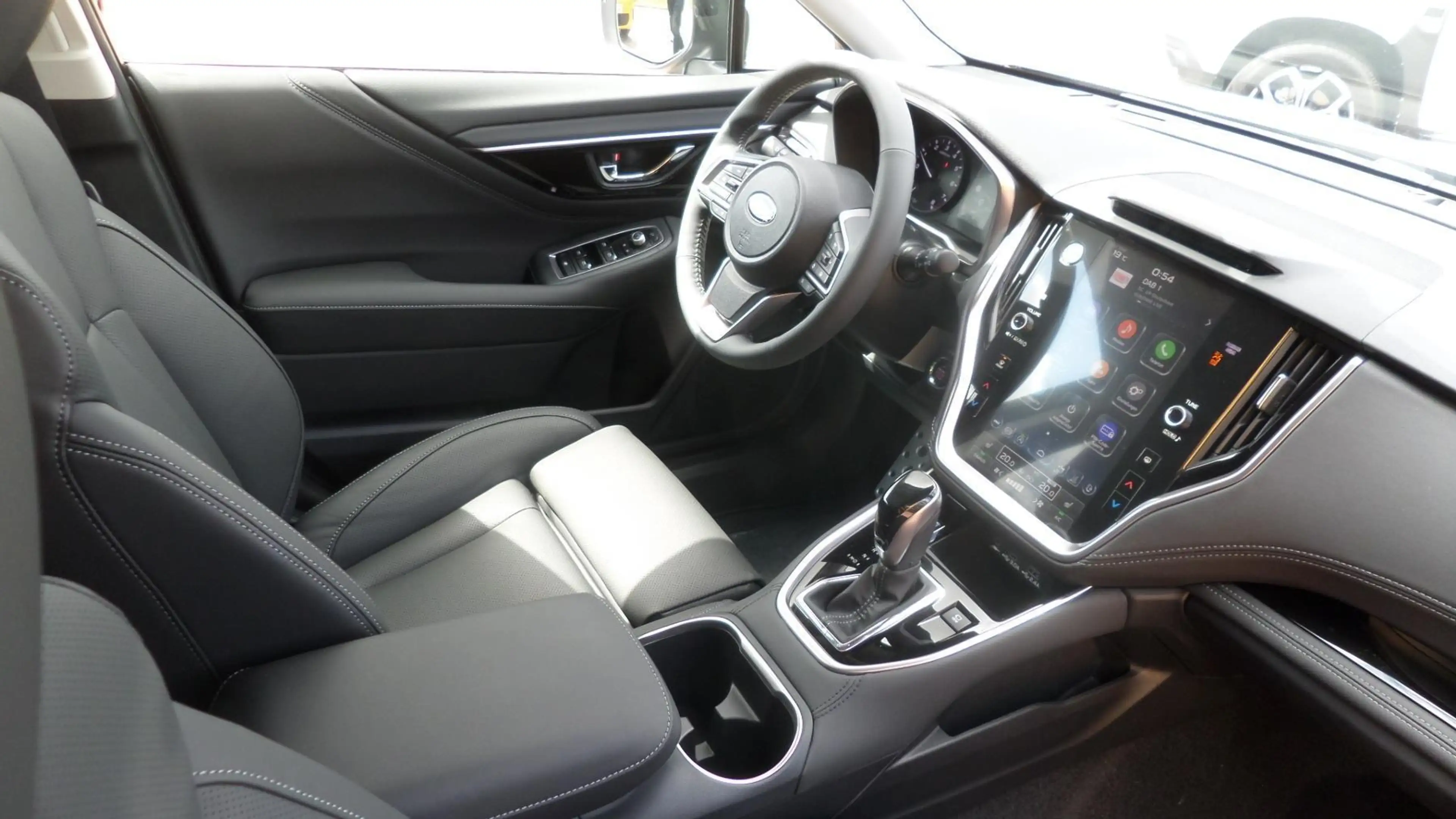 Subaru OUTBACK Platinum 2.5i 169 PS mit Winterpaket Schiebedach, Kamera — photo 9