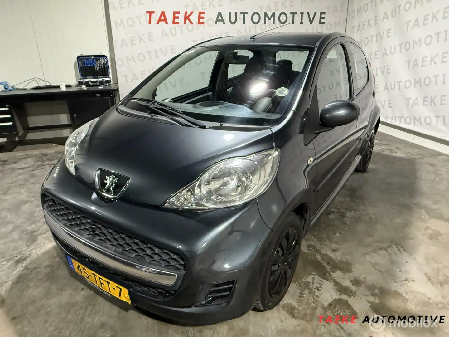 Peugeot 107 1.0-12V XS Airco/Apk/Nap/2e EIG Grijs - 1