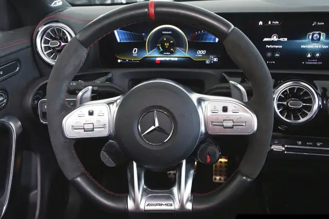 Mercedes-Benz Cla view 13